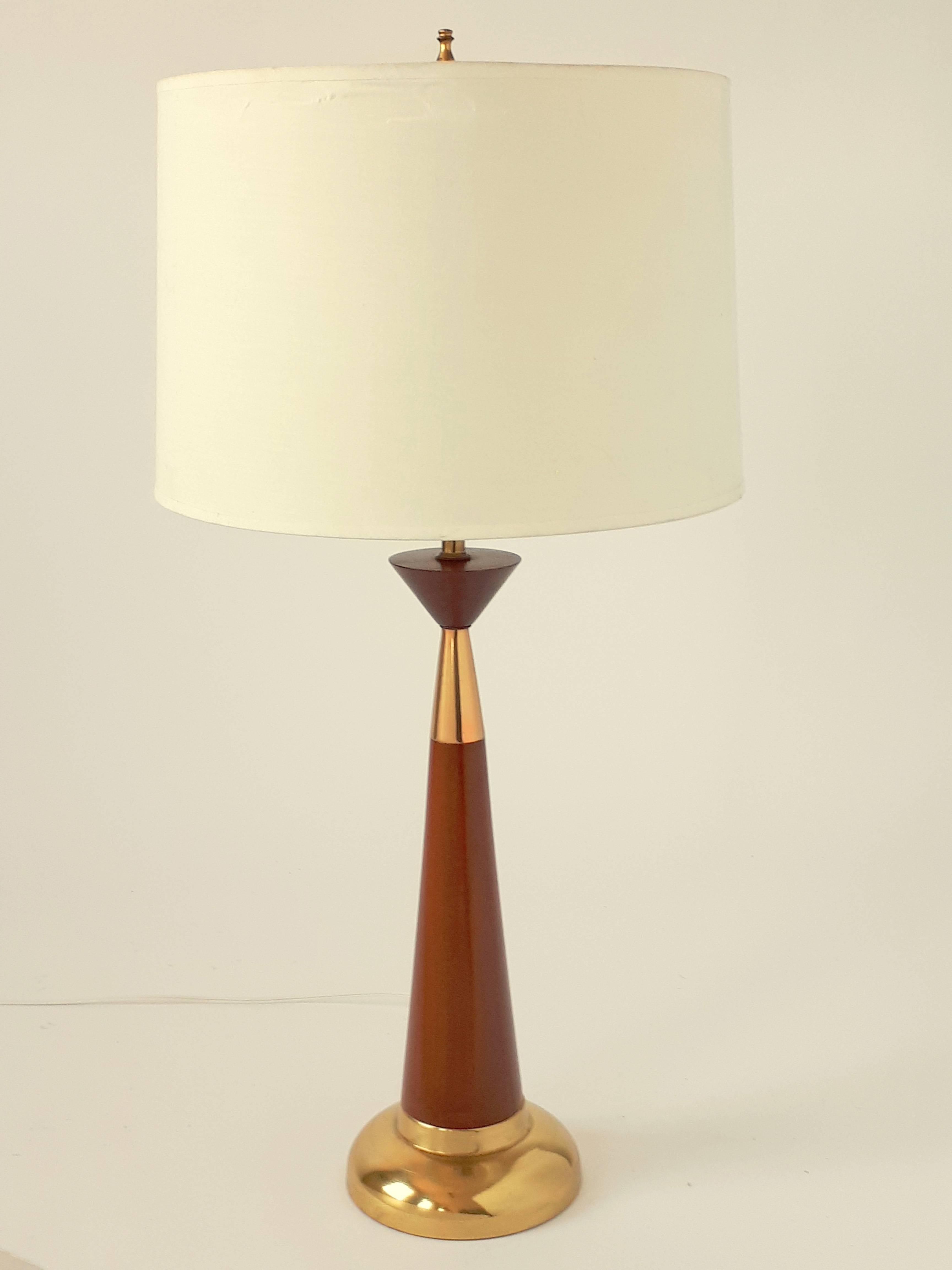 Mid-20th Century Pair of Tony Paul style  Walnut Table Lamp, 1950s, USA