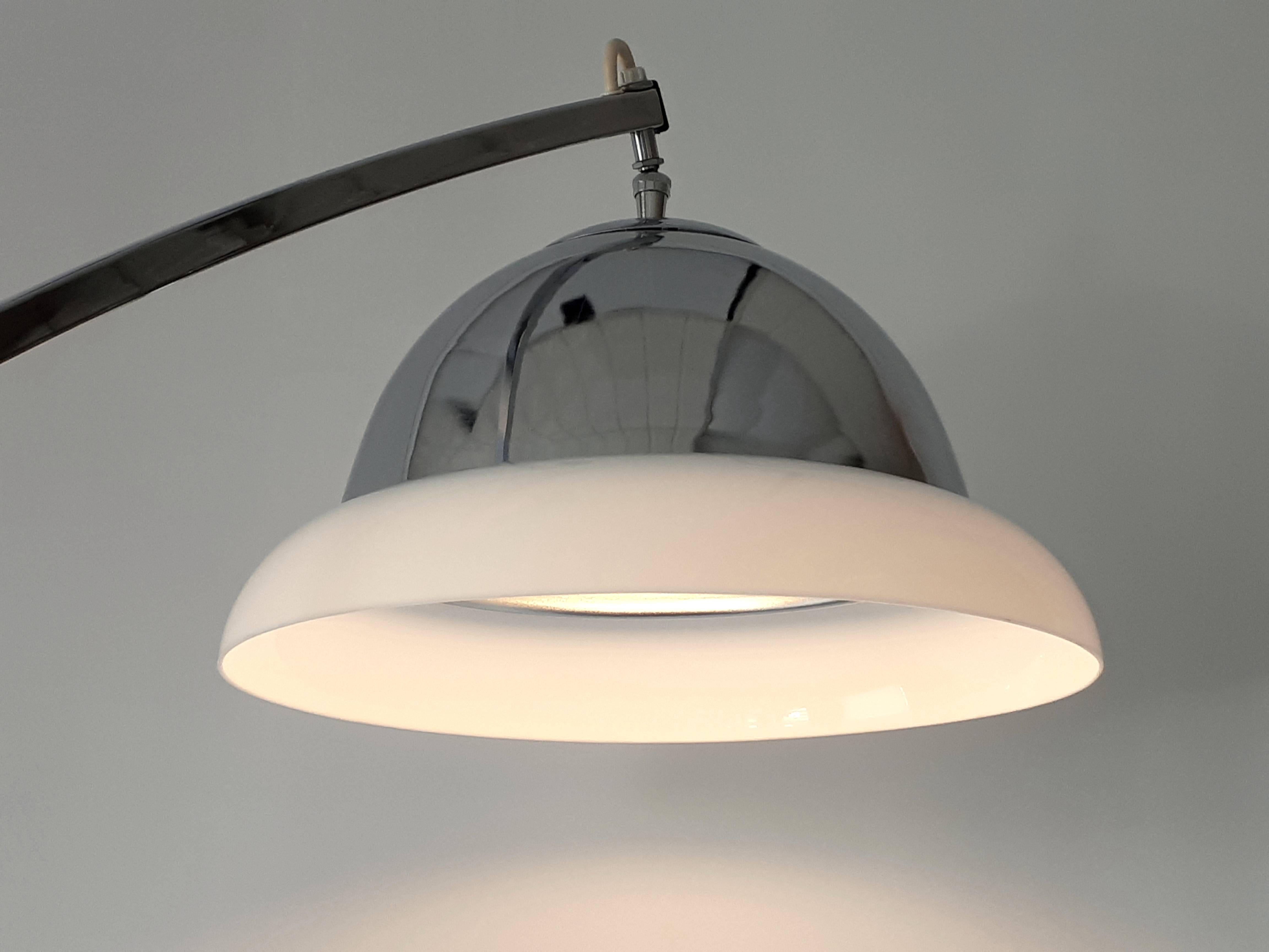 Steel Reggiani Height Ajustable Chrome Floor Lamp , 1960s , Italia For Sale