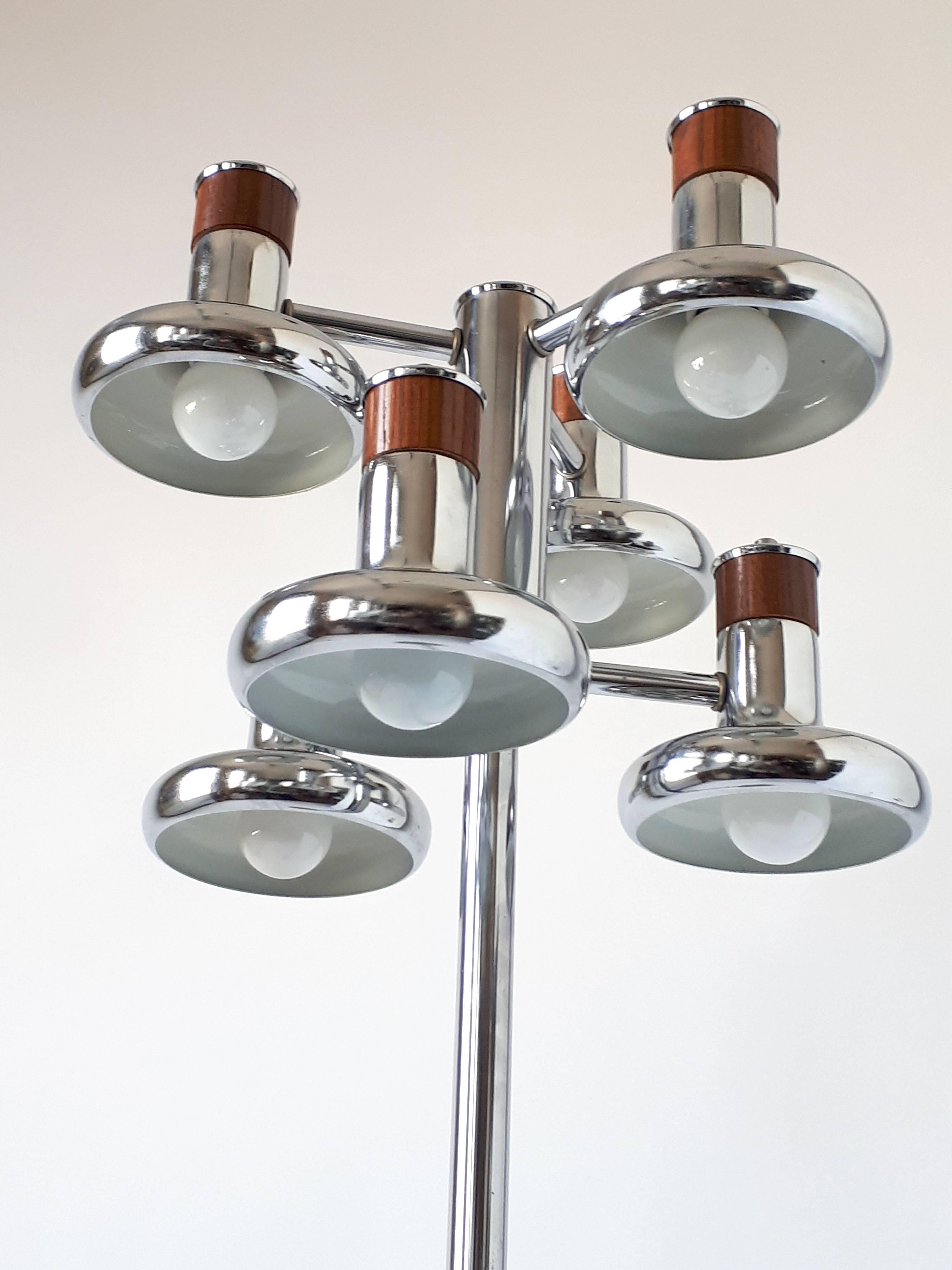 Six Heads Chrome Floor Lamp with Walnut Insert, 1970s, USA 1