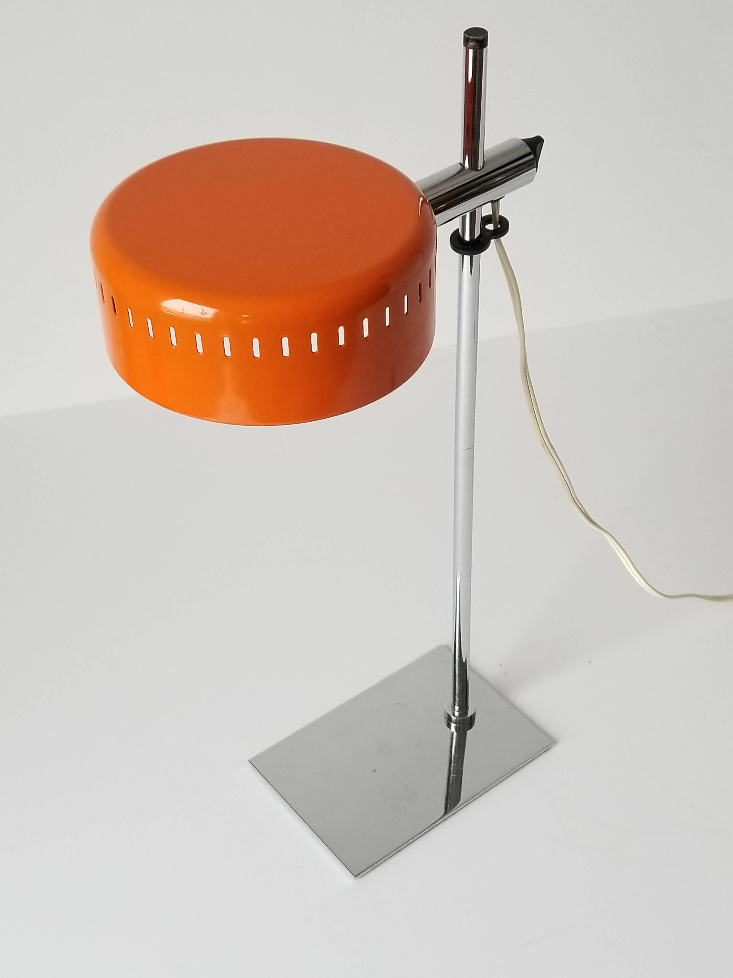 Modern 1970s table by Robert Sonneman made in Japan . 

Enameled metal and chrome . 

Slide up and down + lock along pole and rotate left to right . 

Contain one intermediate E17 socket rated at 40 watt . 

Original wiring  .