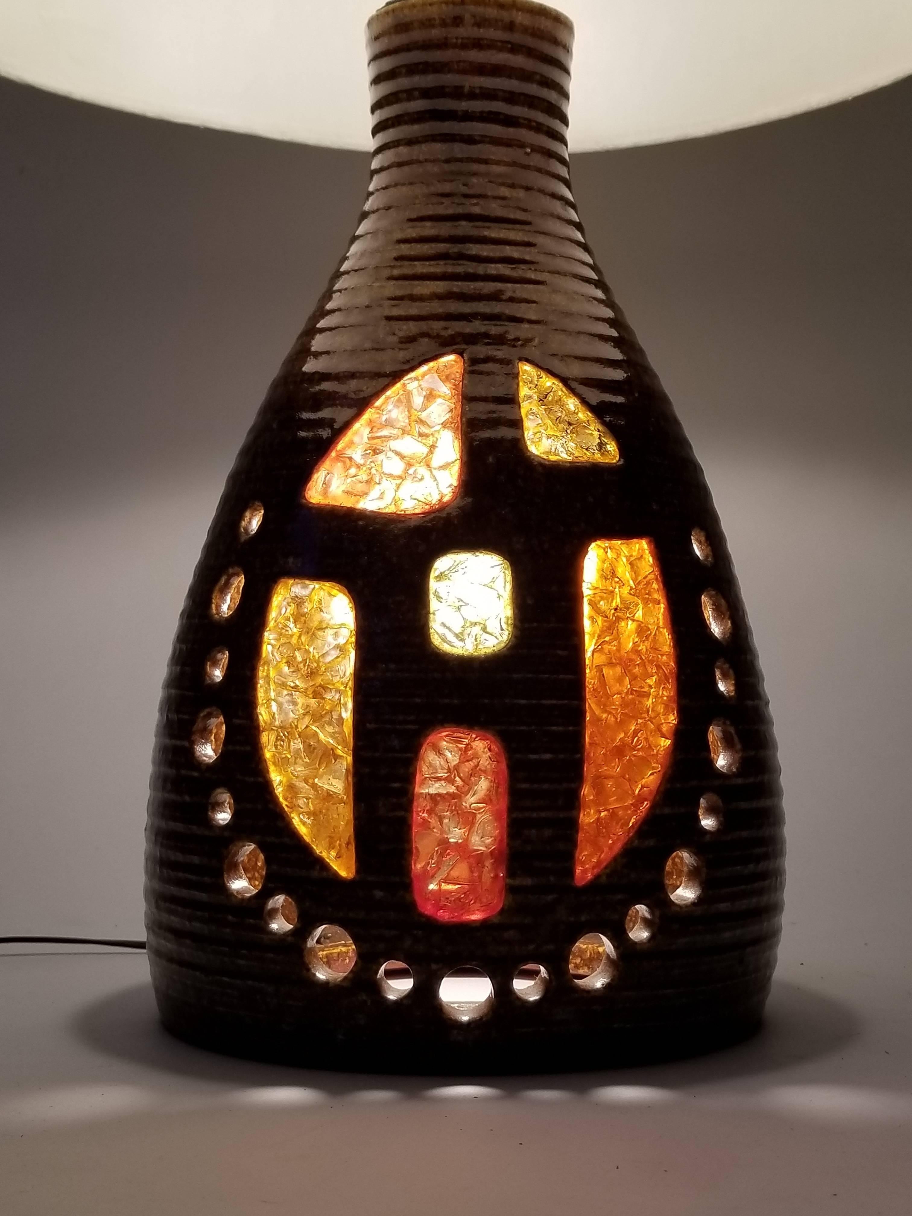 1960s Georges Pelletier Ceramic Table Lamp with Resin Inlay,  Accolay ,  France In Excellent Condition In St- Leonard, Quebec