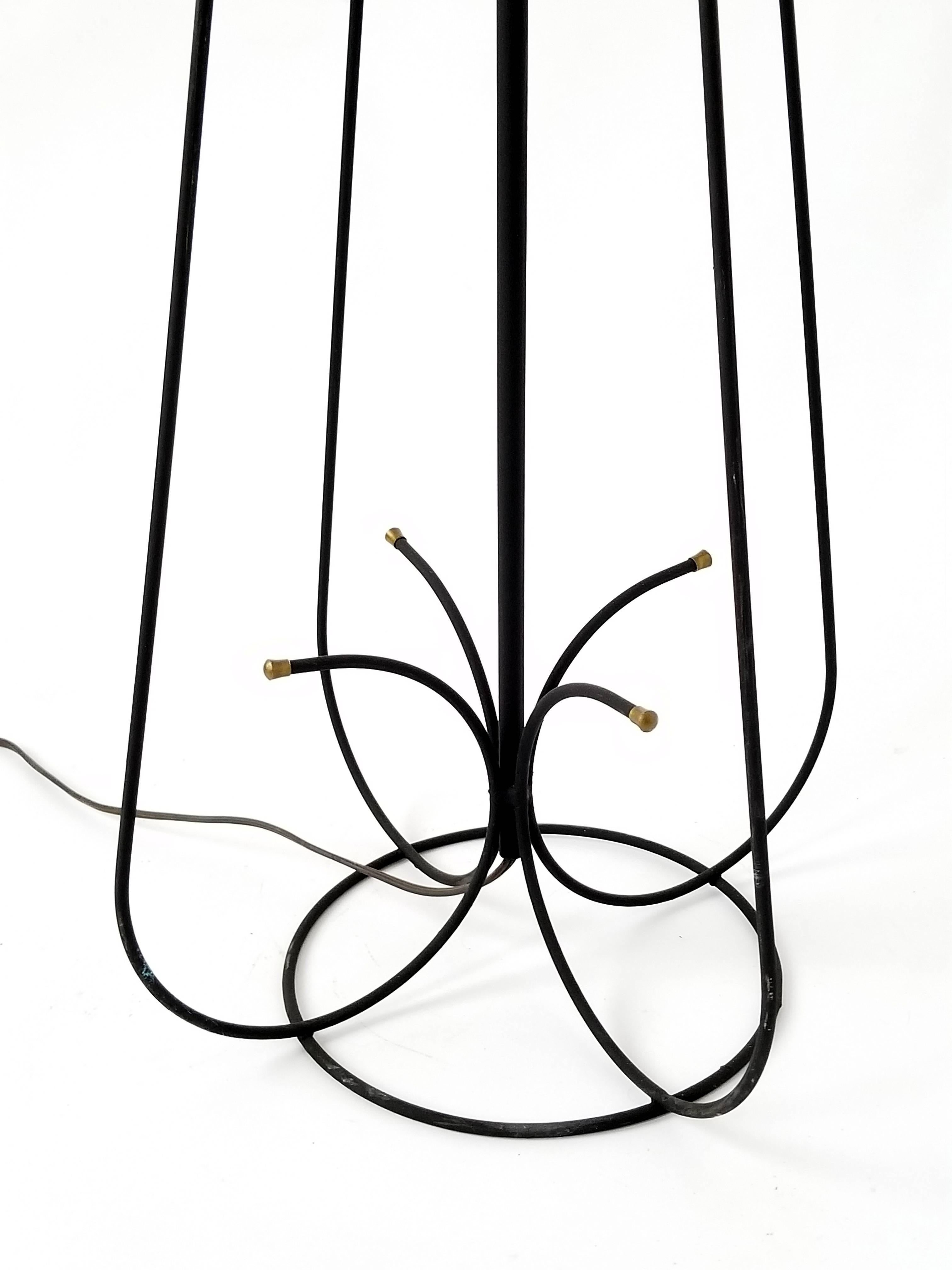 Mid-Century Modern 1950s Wire Floor Lamp in the Style of Tony Paul, USA For Sale