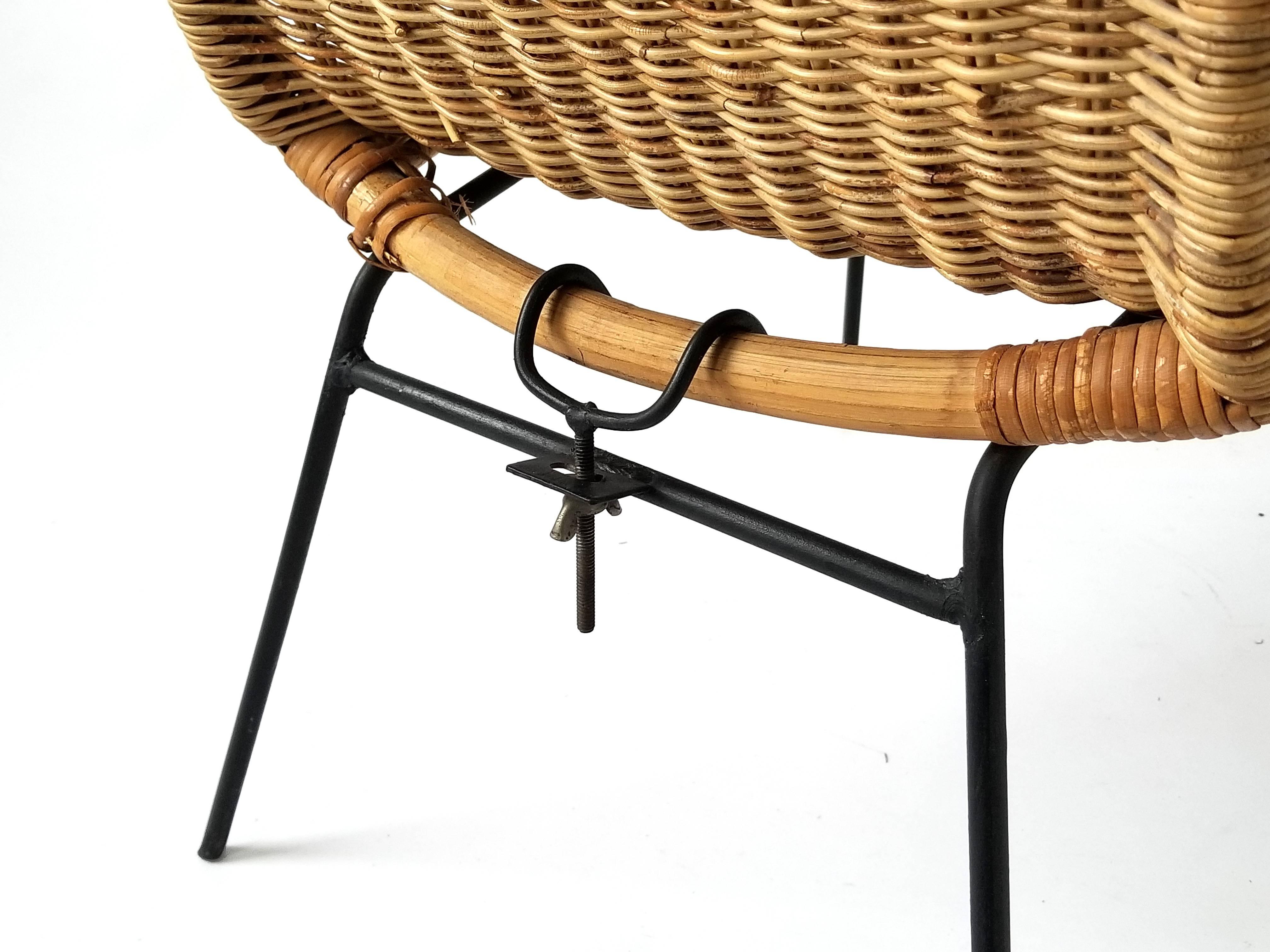 Mid-20th Century 1950s, Wicker Chair on Iron Legs and Structure, Italia 