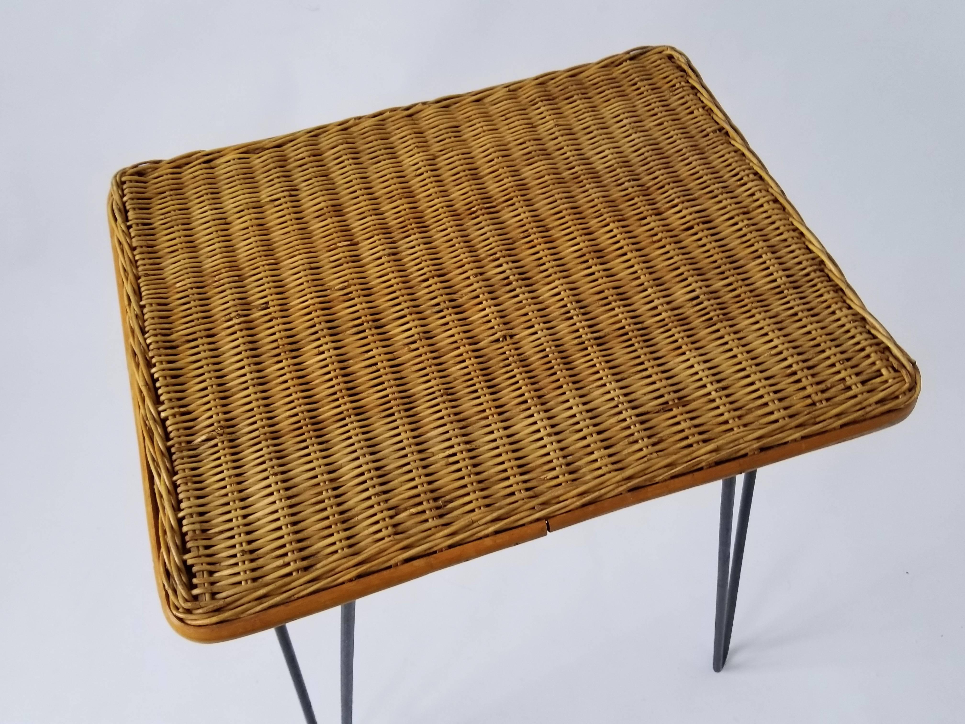 Mid-Century Modern 1950s Wicker Side Table with Hair Pin Legs, USA