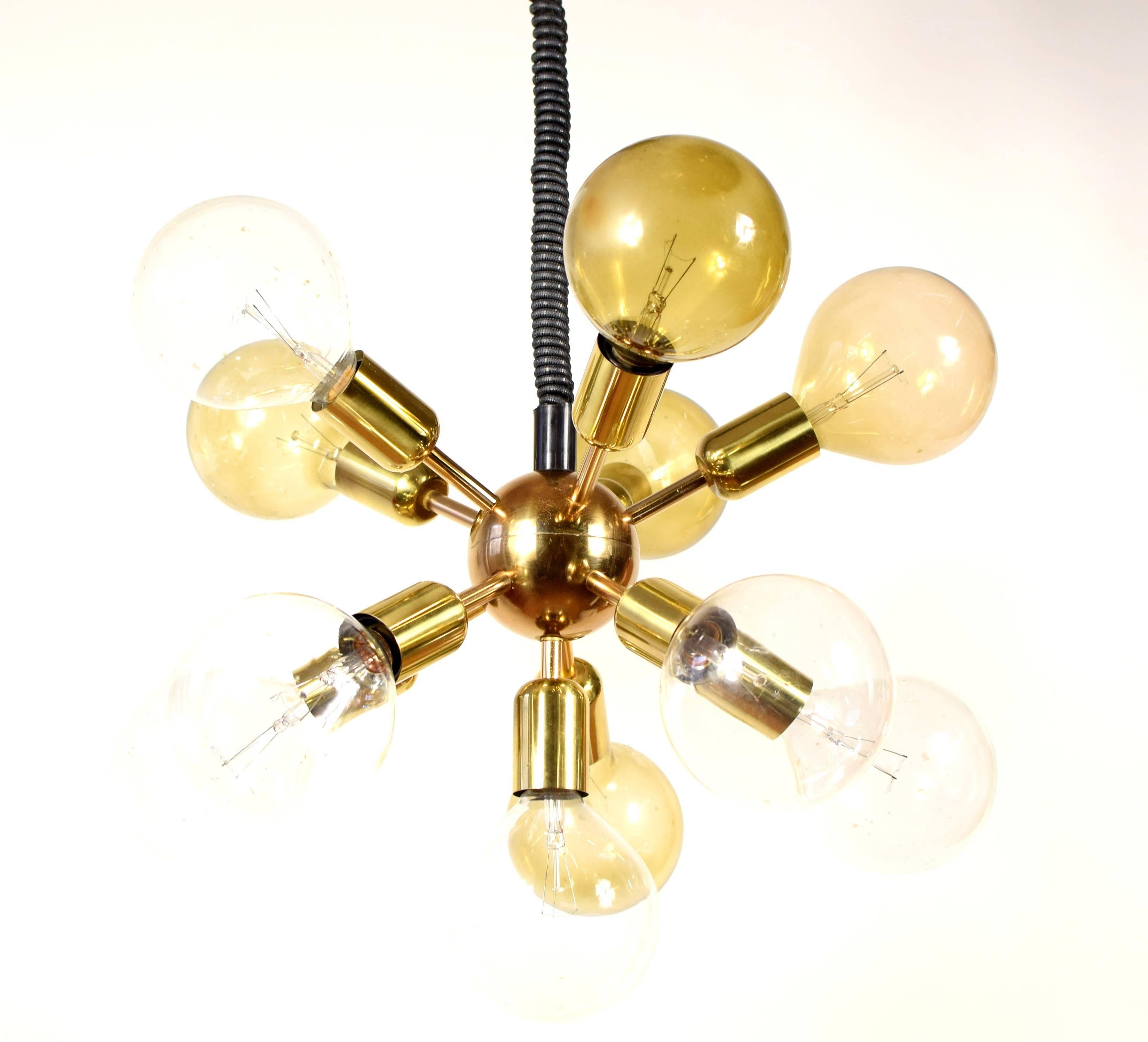 Large Italian, 1960s Sputnik Chandelier In Excellent Condition For Sale In Wien, AT