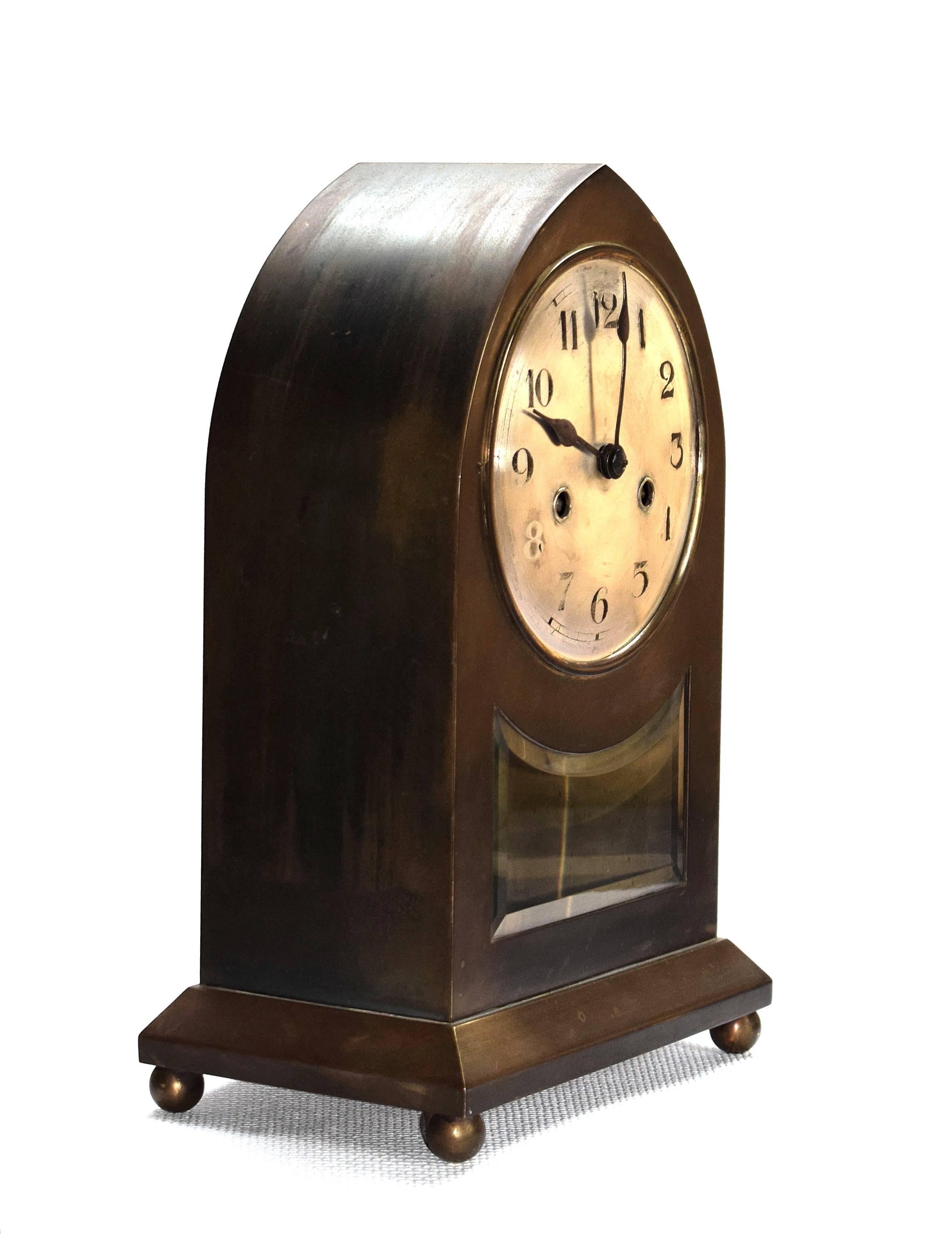 Large Viennese Secession Table Clock Made of Brass In Fair Condition For Sale In Wien, AT