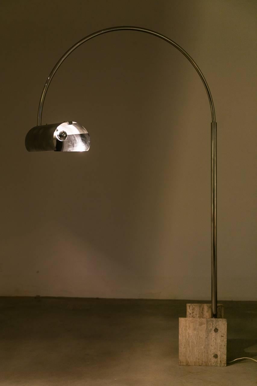 Mid-Century Modern Italian Floor Lamp by Giuliano Cesari & Enrico Panzeri for Nucleo For Sale