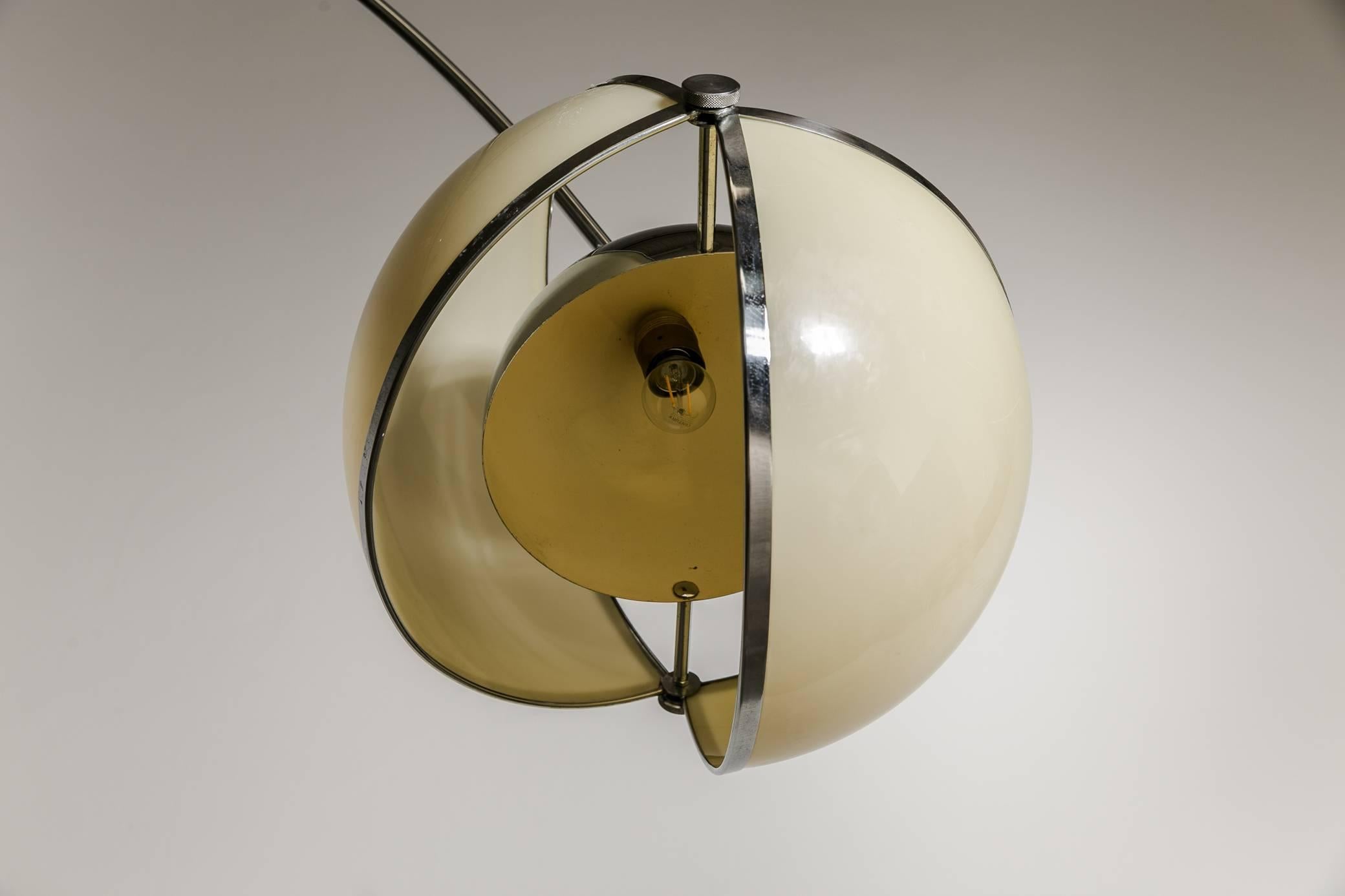 Plexiglass Oolok/Molok Arco Lamp In the style of  Superstudio, 1968, Italy