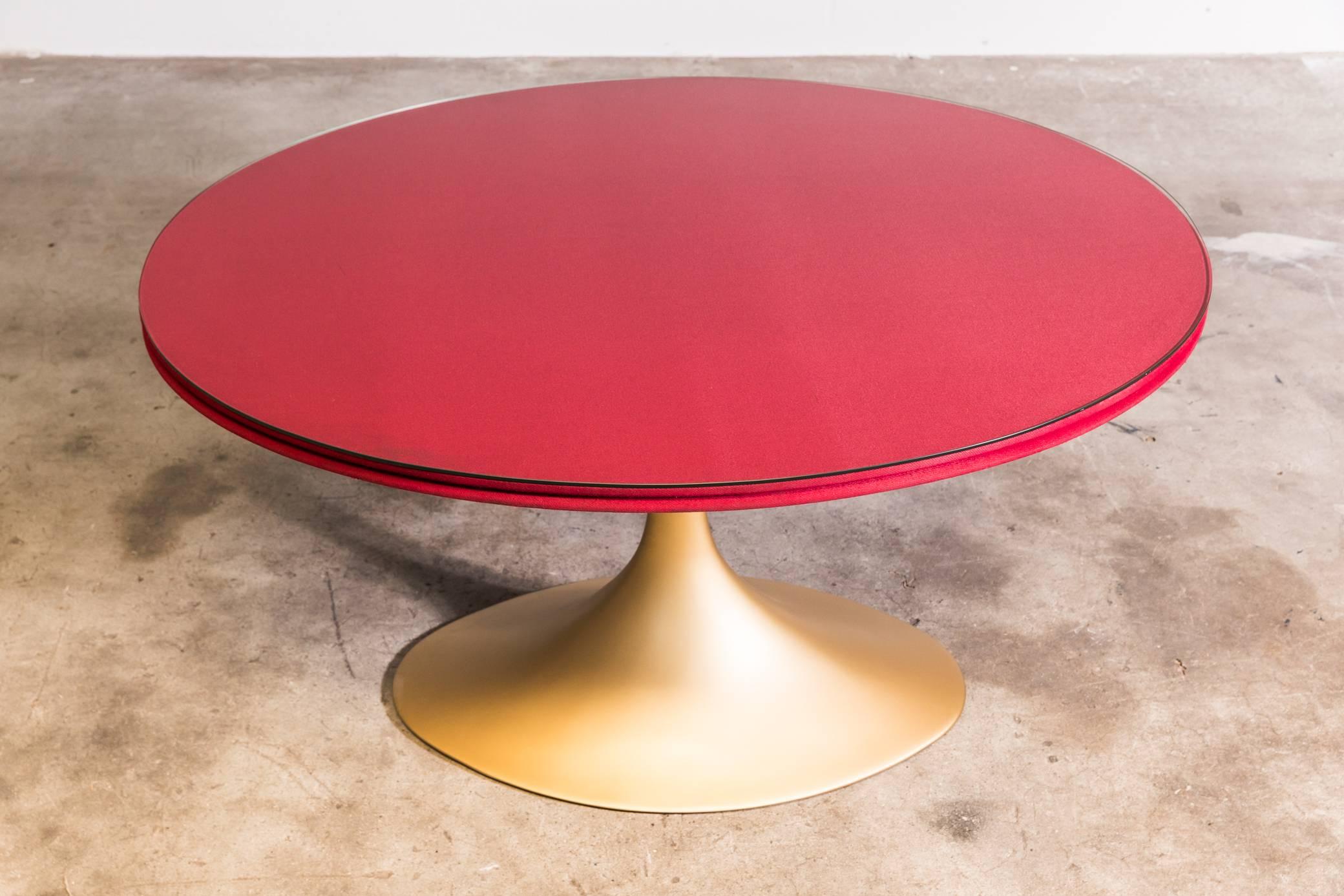 Stunning one-off piece by P.Gavazzi.
This amazing oval pedestal table is made from cast iron and retains its original silk and glass tabletop. The base has been fully restored and is in near perfect condition. The chairs are also available for