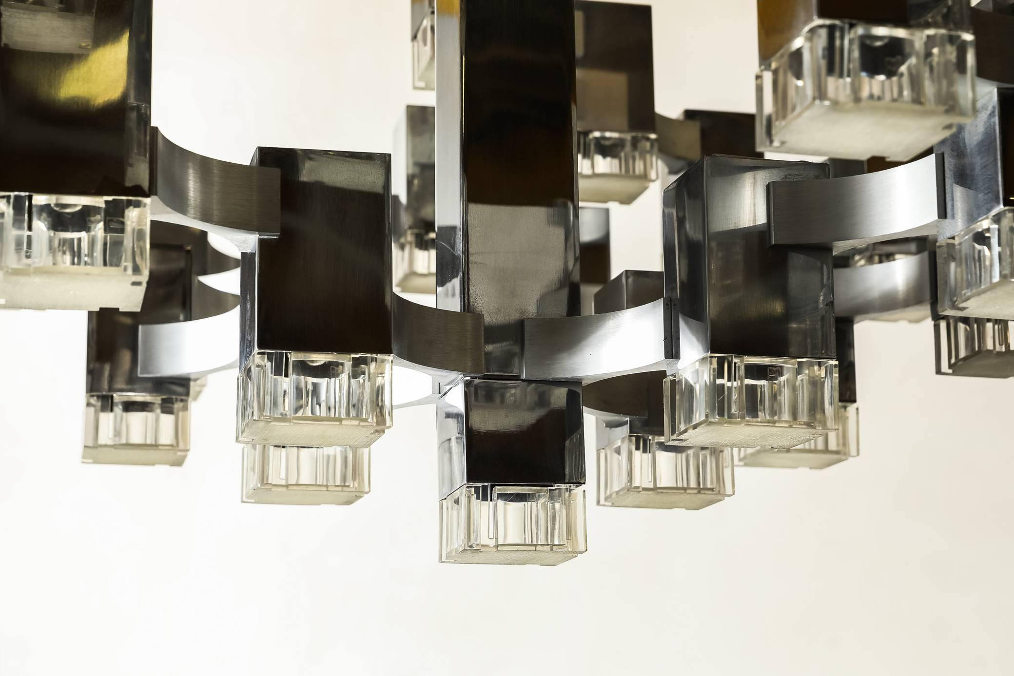Chandelier Cubic by Sciolari, Italy, 1970s In Excellent Condition In Melbourne, VIC