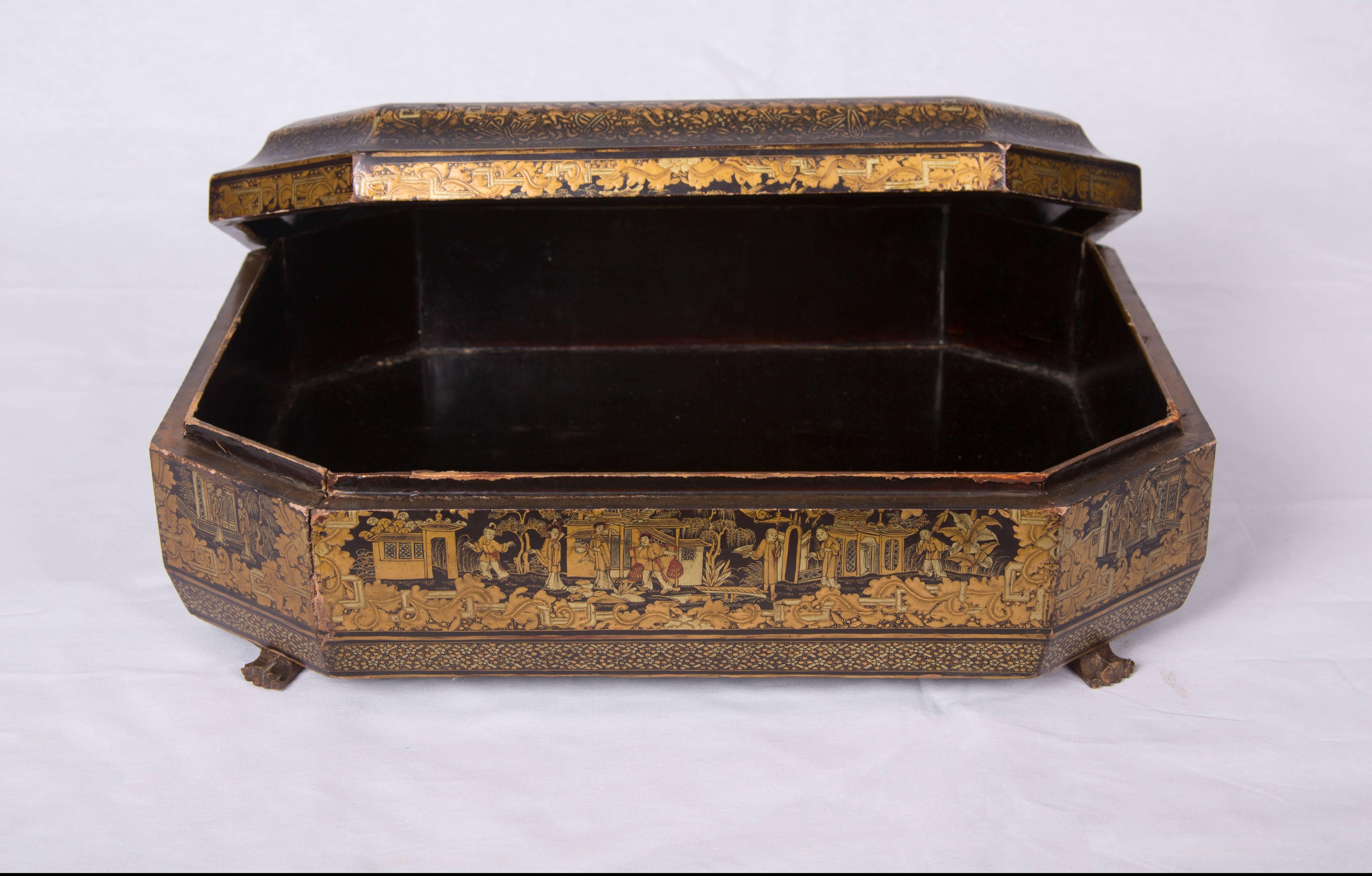 Chinoiserie 19th Century Chinese Black Lacquered Box