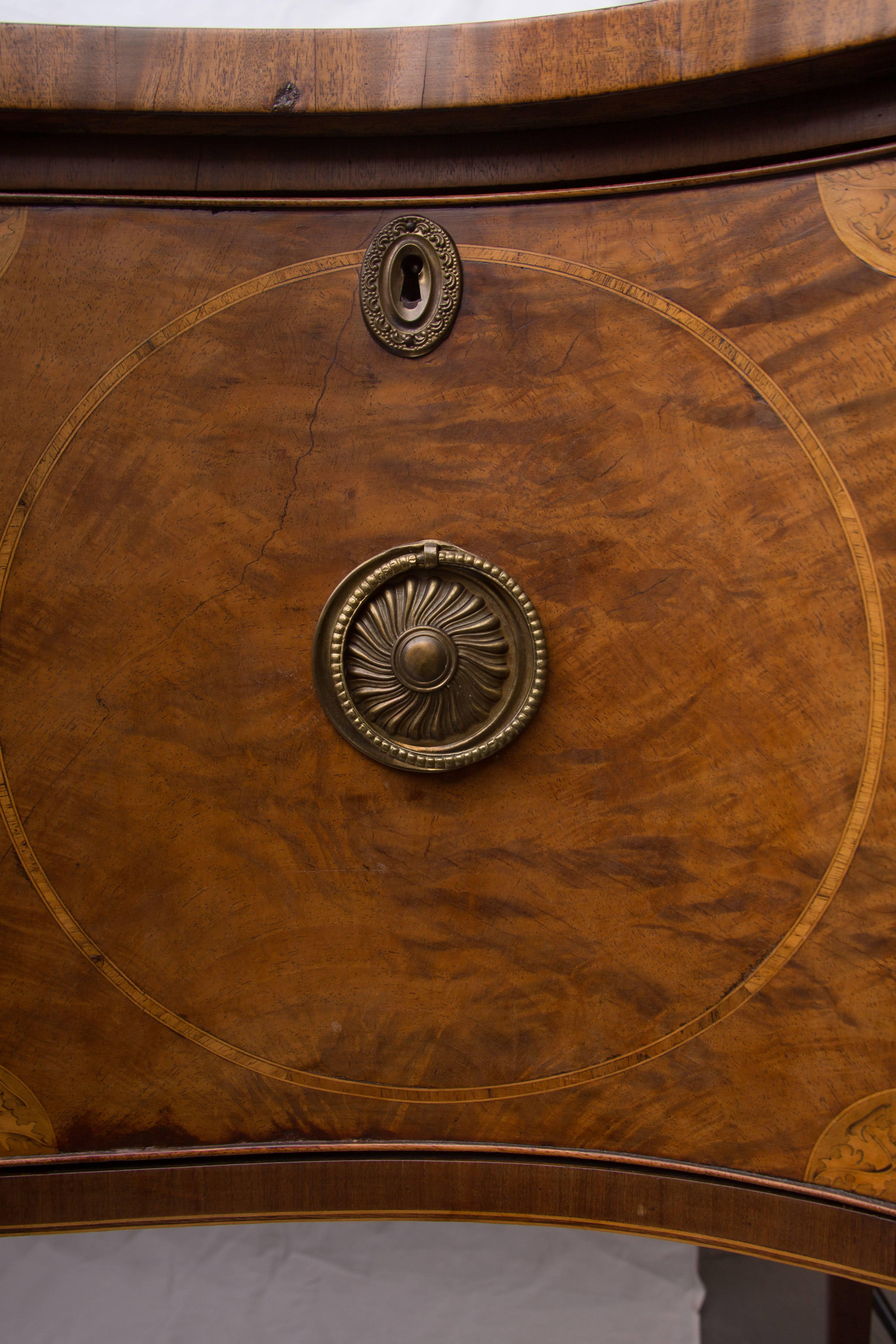 18th Century English George III Mahogany Inlaid Serpentine Sideboard 3