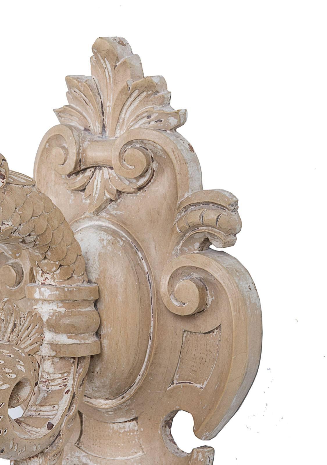 Baroque Pair of Italian Hand-Carved Beechwood Electrified Sconces