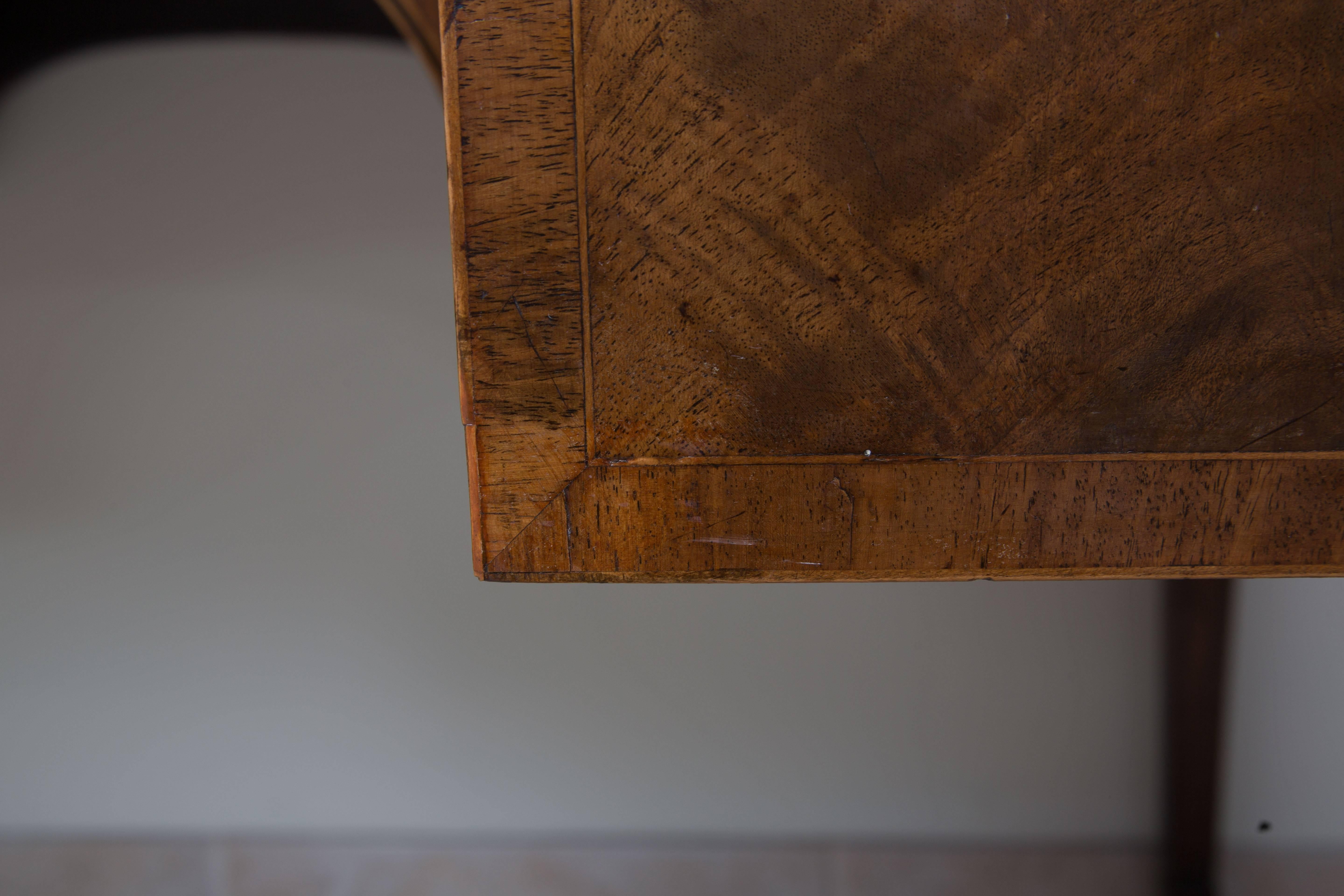 English 19th Century George III Inlaid Mahogany Sideboard