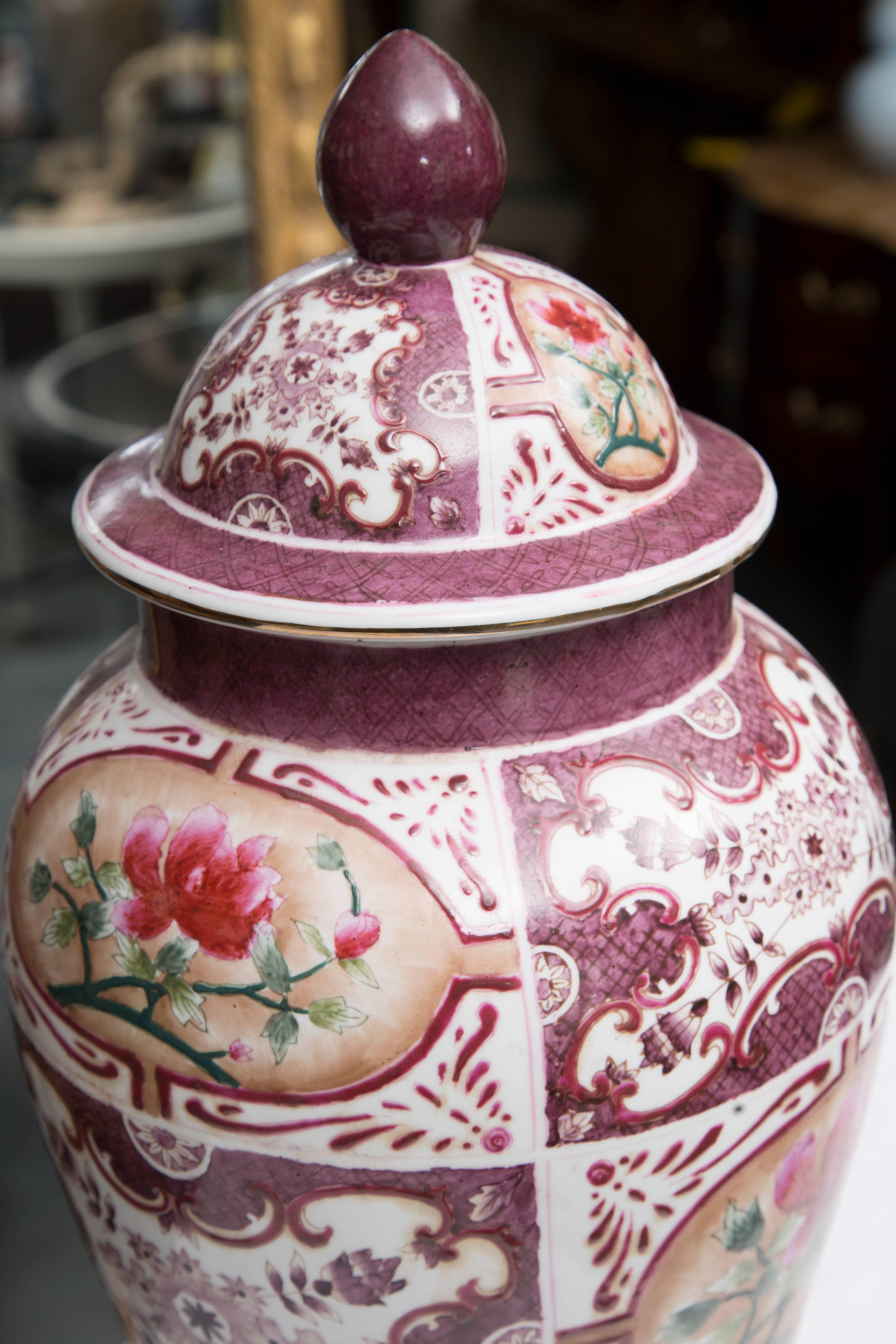 Unknown Purple Chinese Lidded Vase with European Inspiration