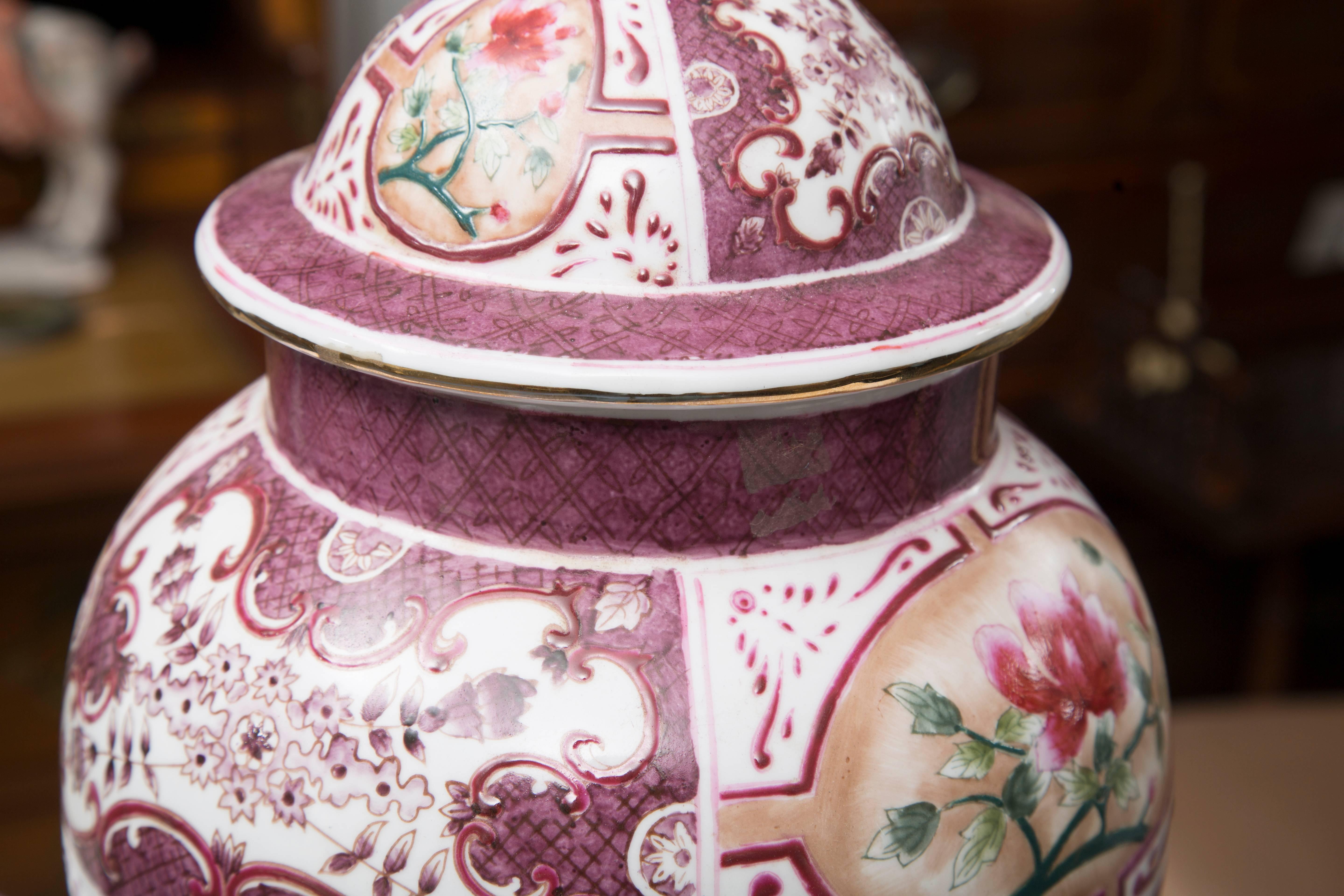 Purple Chinese Lidded Vase with European Inspiration In Good Condition In WEST PALM BEACH, FL