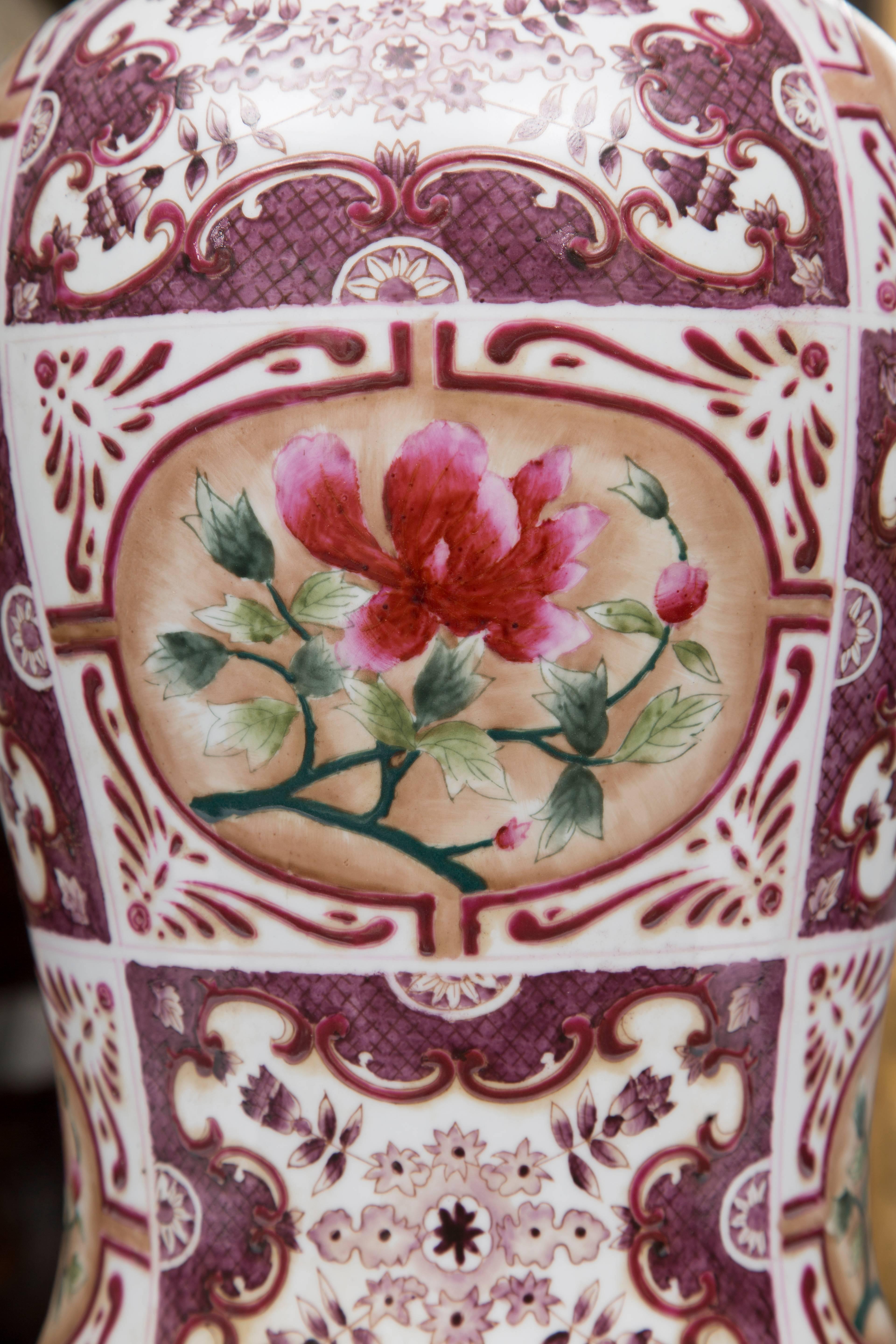 20th Century Purple Chinese Lidded Vase with European Inspiration