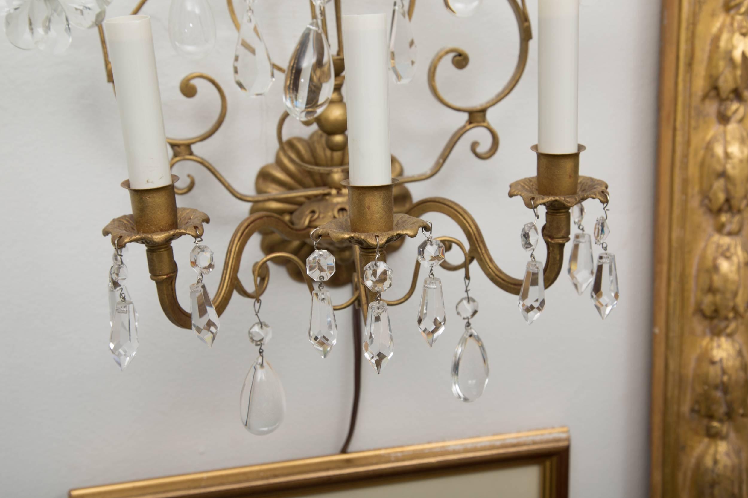 20th Century Pair of Italian Gilt Metal and Crystal Electrified Sconces For Sale