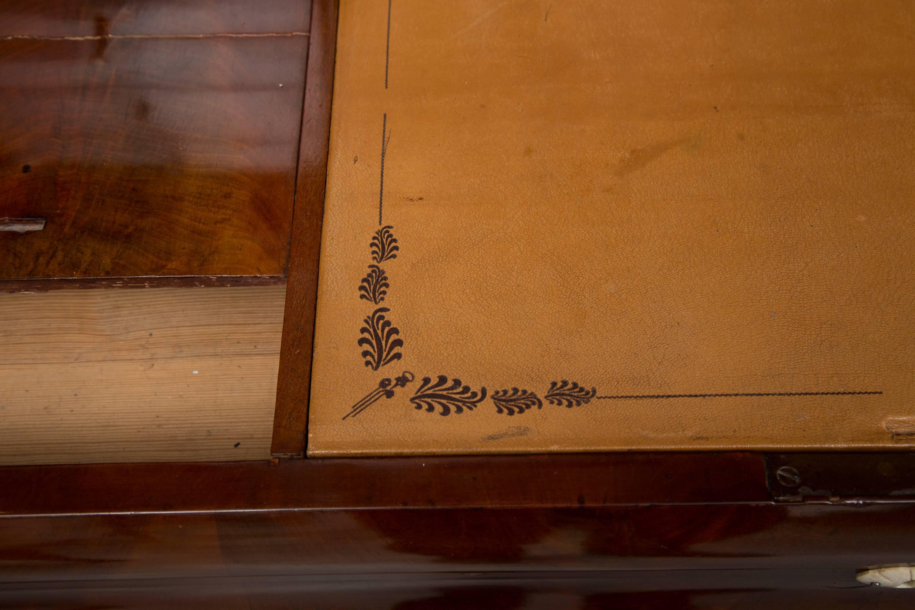 Polished 19th Century Danish Biedermeier Bureau Secretary Desk For Sale