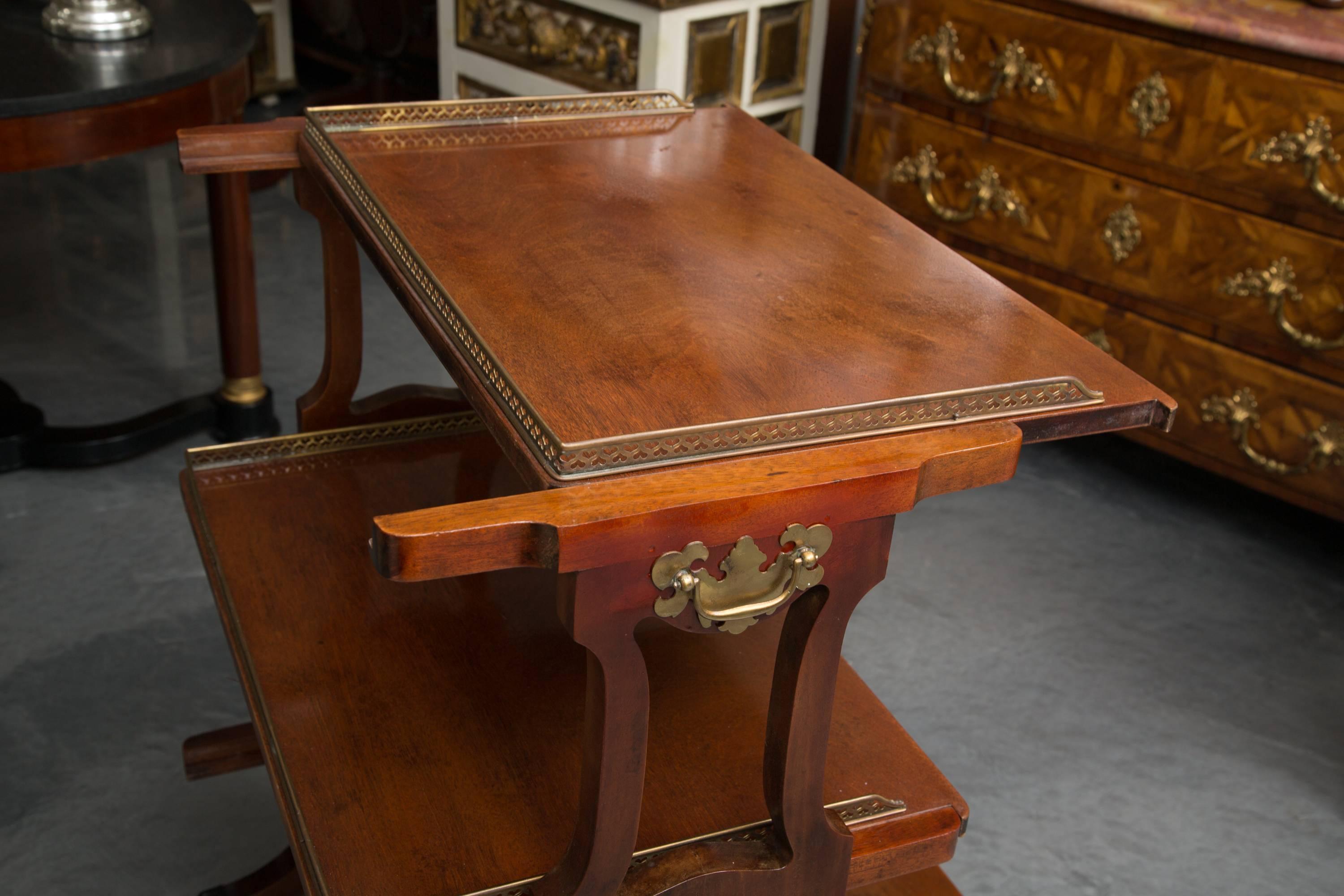 20th Century Mahogany Three-Tier Regency Style Dumb Waiter