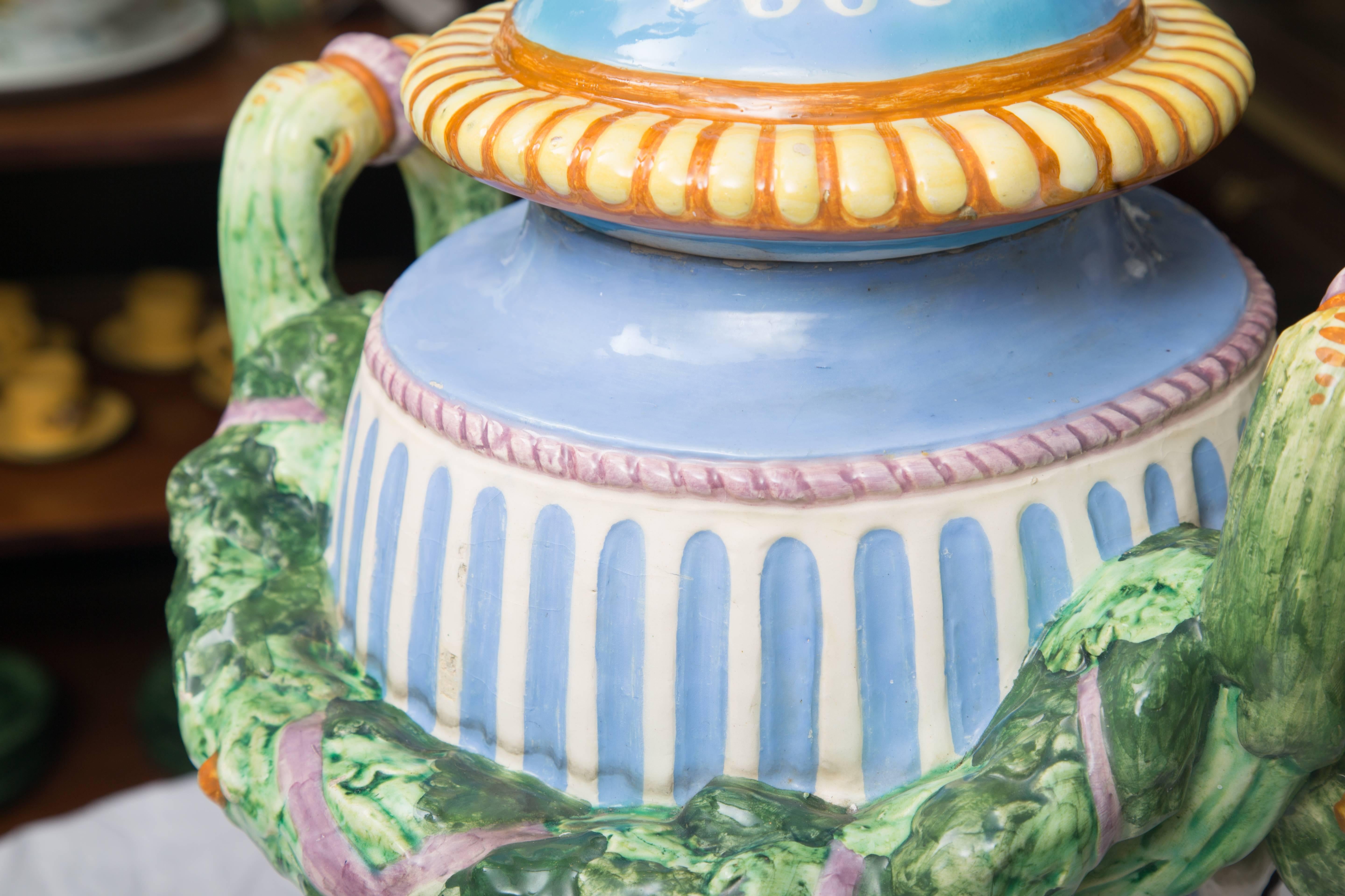 19th Century Della Robbia Italian Hand-Painted and Glazed Lidded Urn For Sale 2