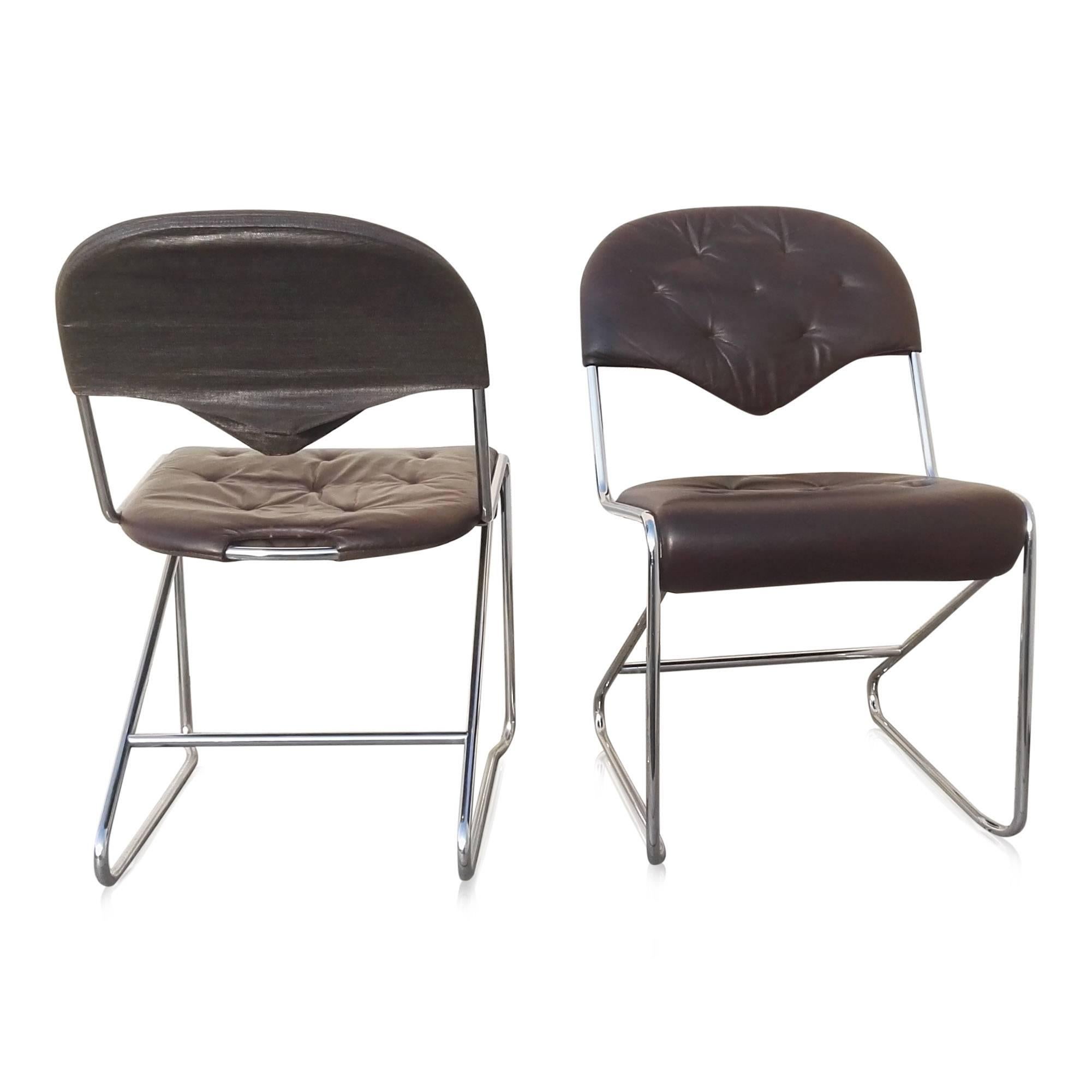 Late 20th Century Pair of Chrome and Leather Chairs in the Style of Faleschini, Italy, 1970s