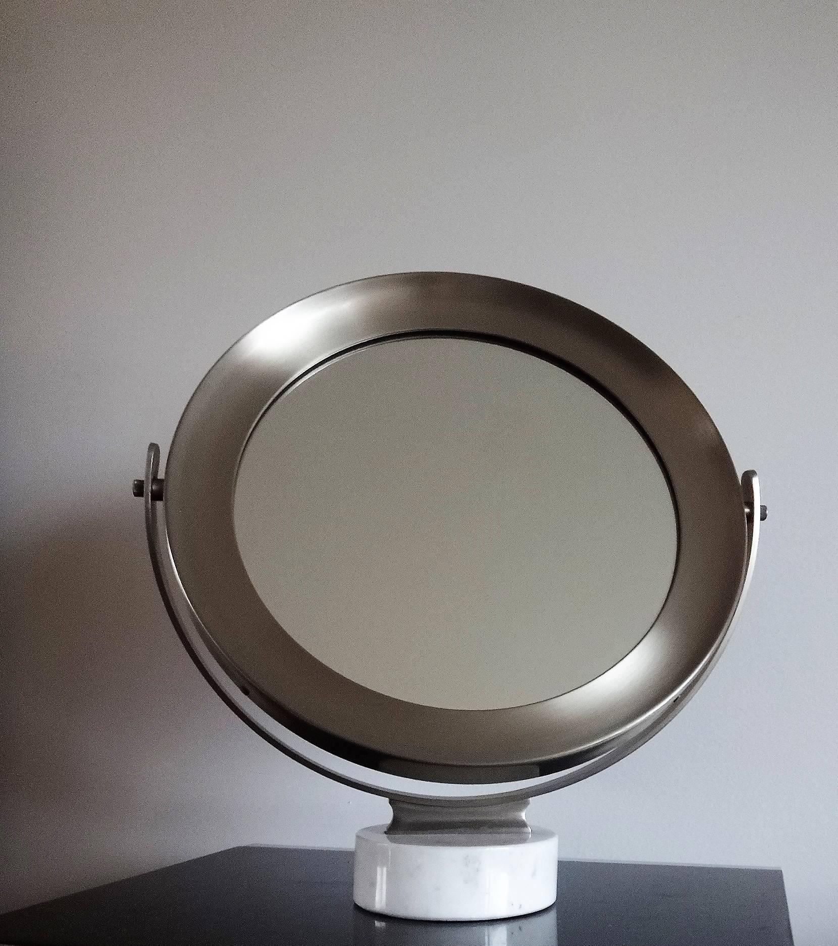 Sergio Mazza for Artemide
White carrara marble
Light patinated metal frame
good vintage condition
this item will ship from Paris, France
Price does not include shipping and possible customs related charges.