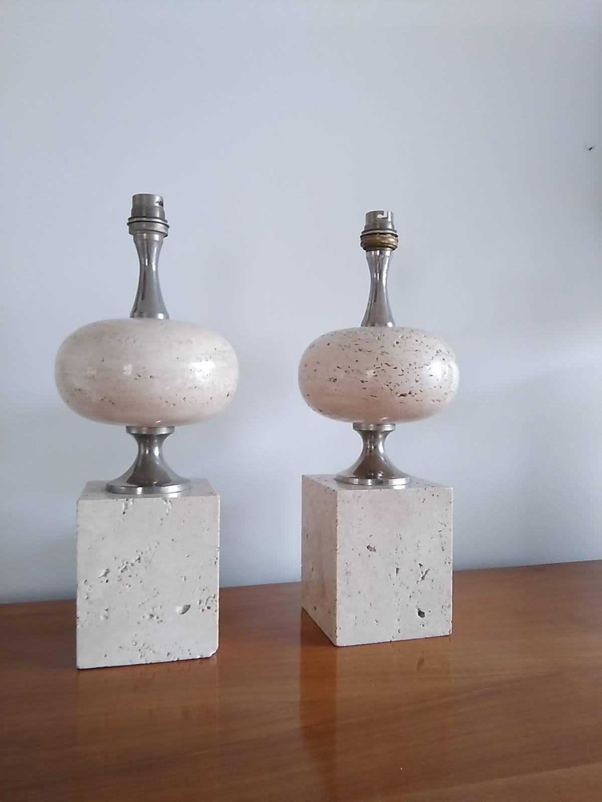 Pair of Brushed Beige Travertine Table Lamps by Philippe Barbier France, 1970s In Good Condition In New York, NY