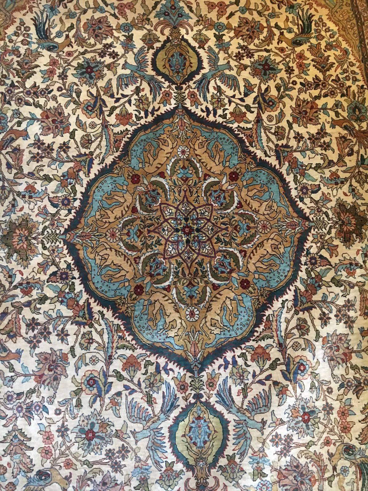 Stunning 20th century silk hereke carpet, Turkish. 

H - 200cm
W - 130cm
