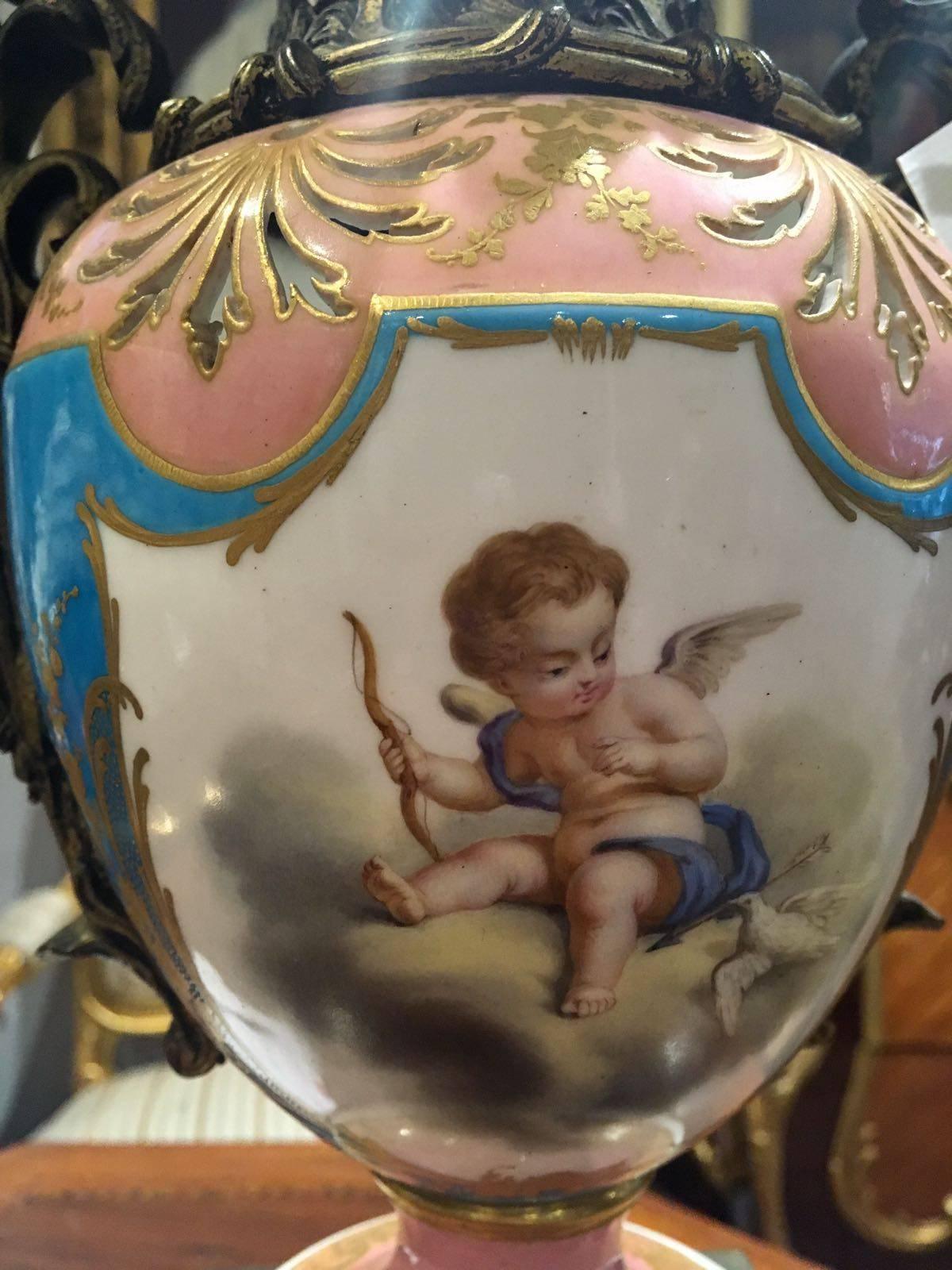 Other 19th Century Sèvres 'Pompadour' Vases For Sale