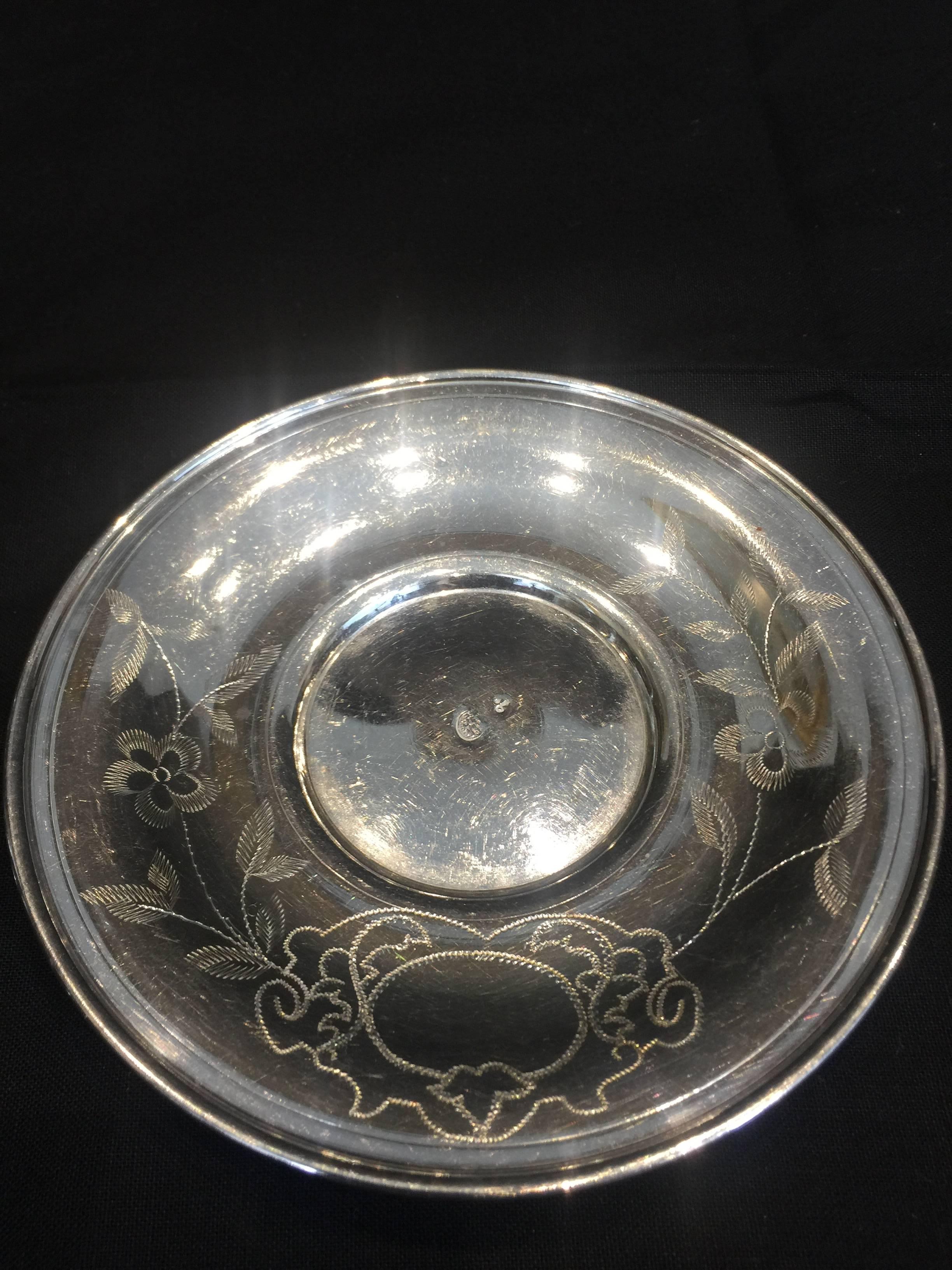 Pair of 20th Century Ottoman Empire Style Engraved Silver Sahlep Cups In Excellent Condition In London, GB
