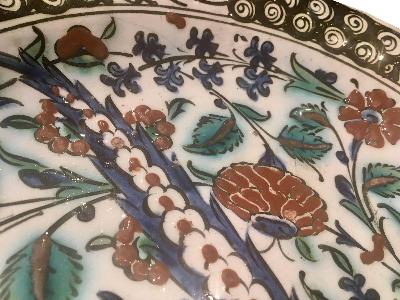 Iznik was an established centre for the production of simple earthenware pottery with an underglaze decoration when, in the last quarter of the 15th century, craftsmen in the town began to manufacture high quality pottery with a frit ware body