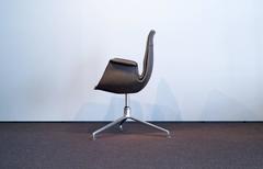 Fabricius Kastholm Tulip Chairs Mod. 6725 Low Back Kill Int. Leather Swivel Base