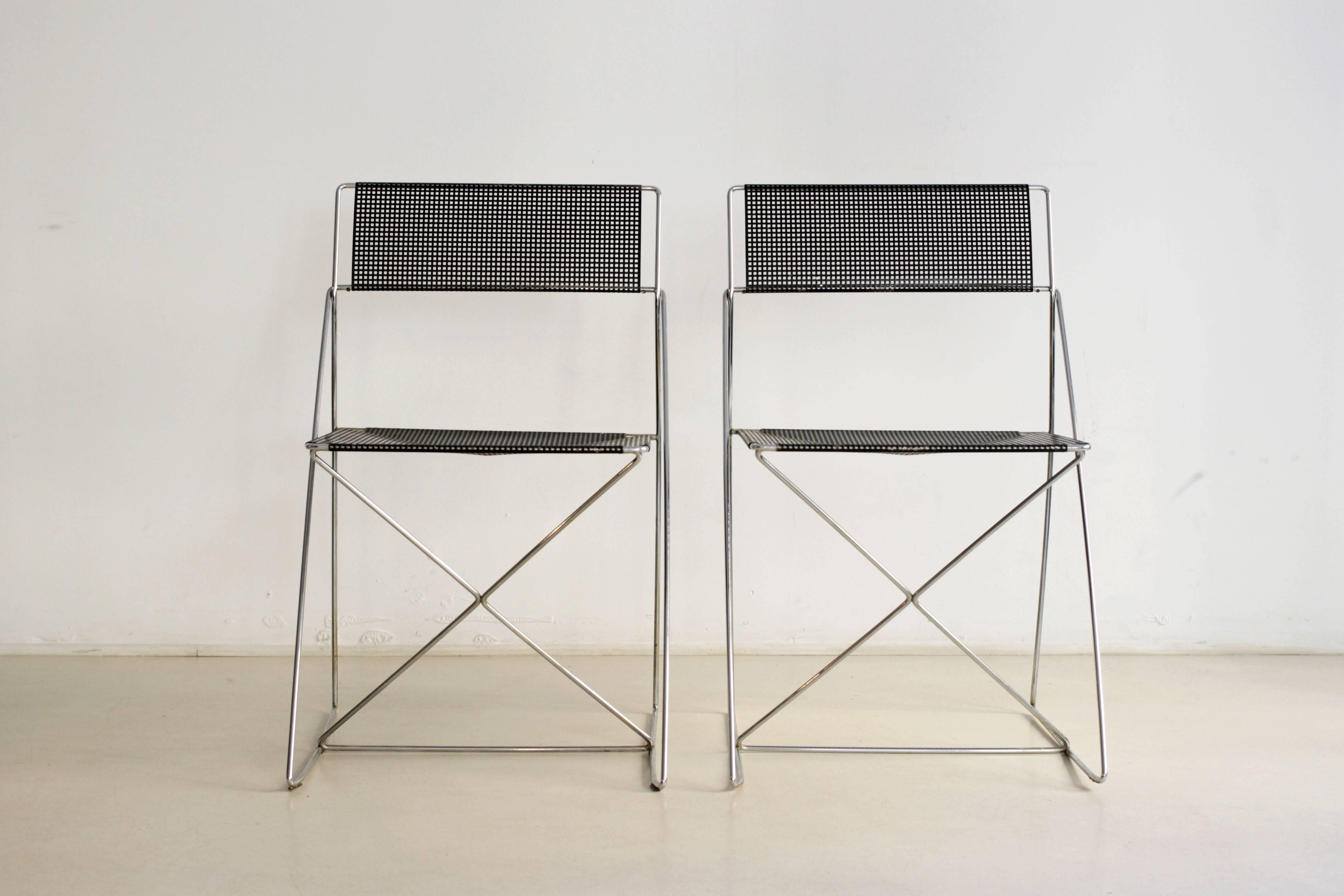 Set of Five X-Line Chair by Niels Jørgen Haugesen, 1970s In Good Condition For Sale In Perpignan, FR