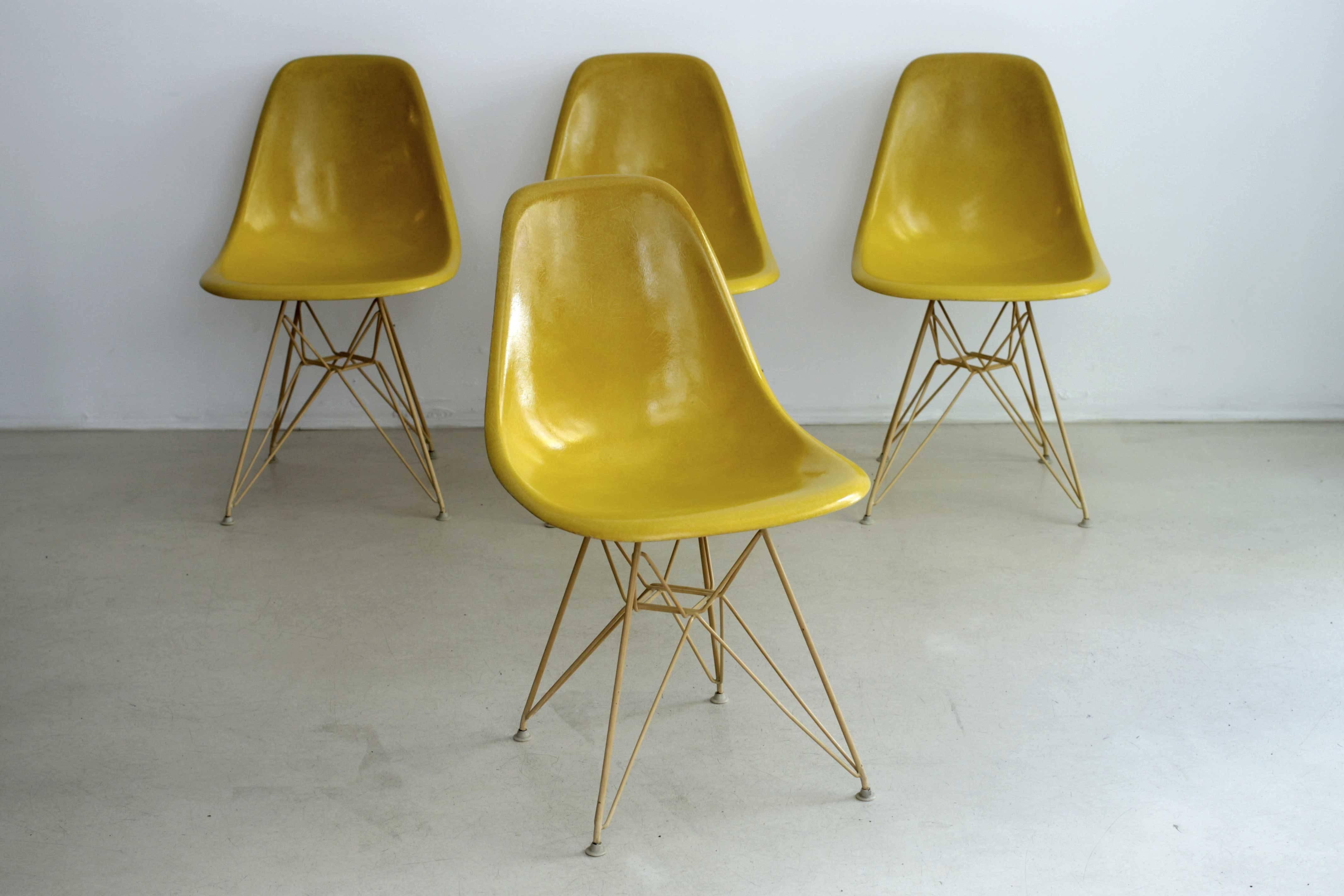 American Set of Four DSR Chairs by Charles & Ray Eames, 1960 For Sale