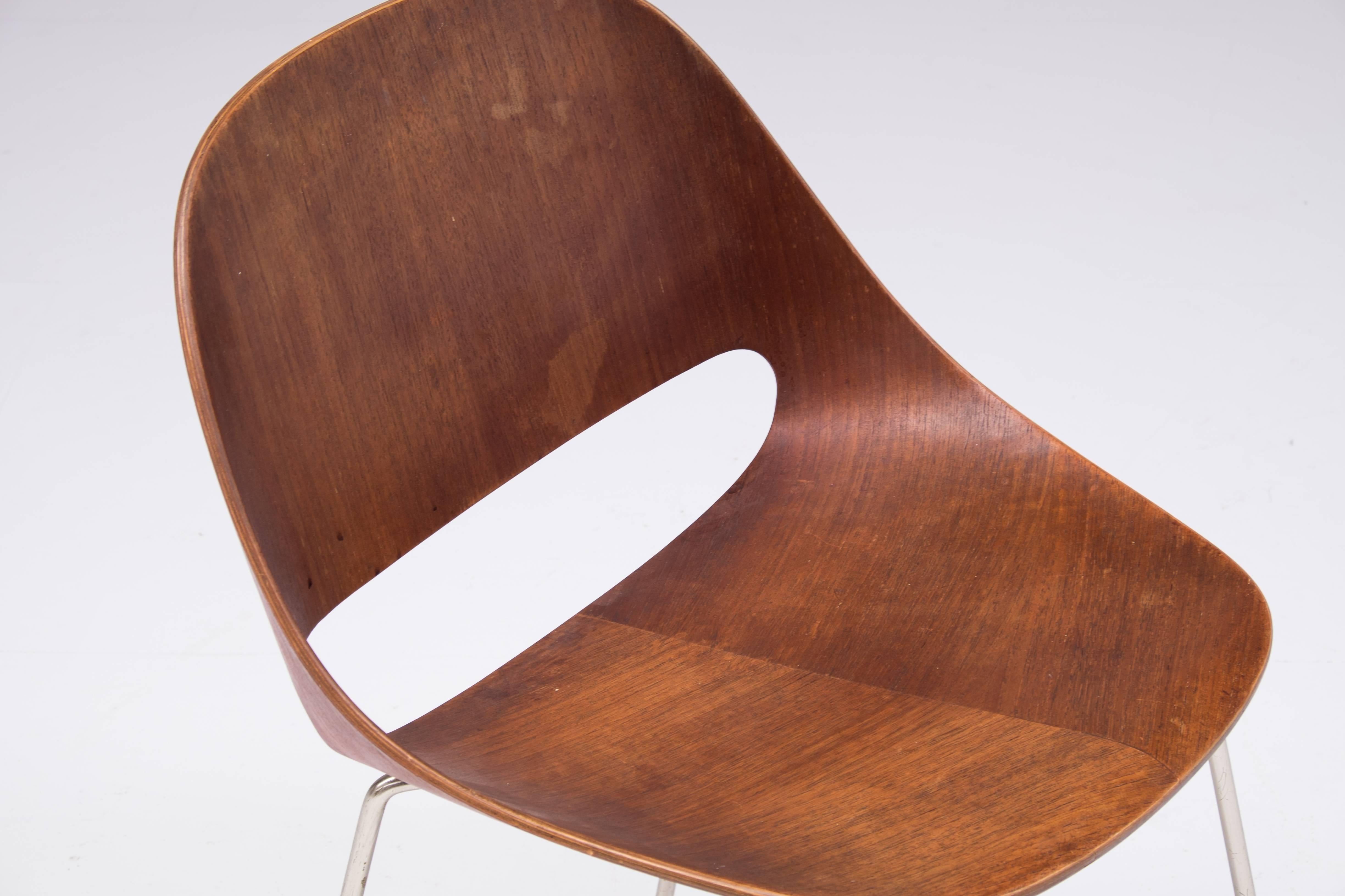 SL58 Chair by Begian Architect Léon Stynen, 1950s In Good Condition For Sale In Bruges, West-Flanders