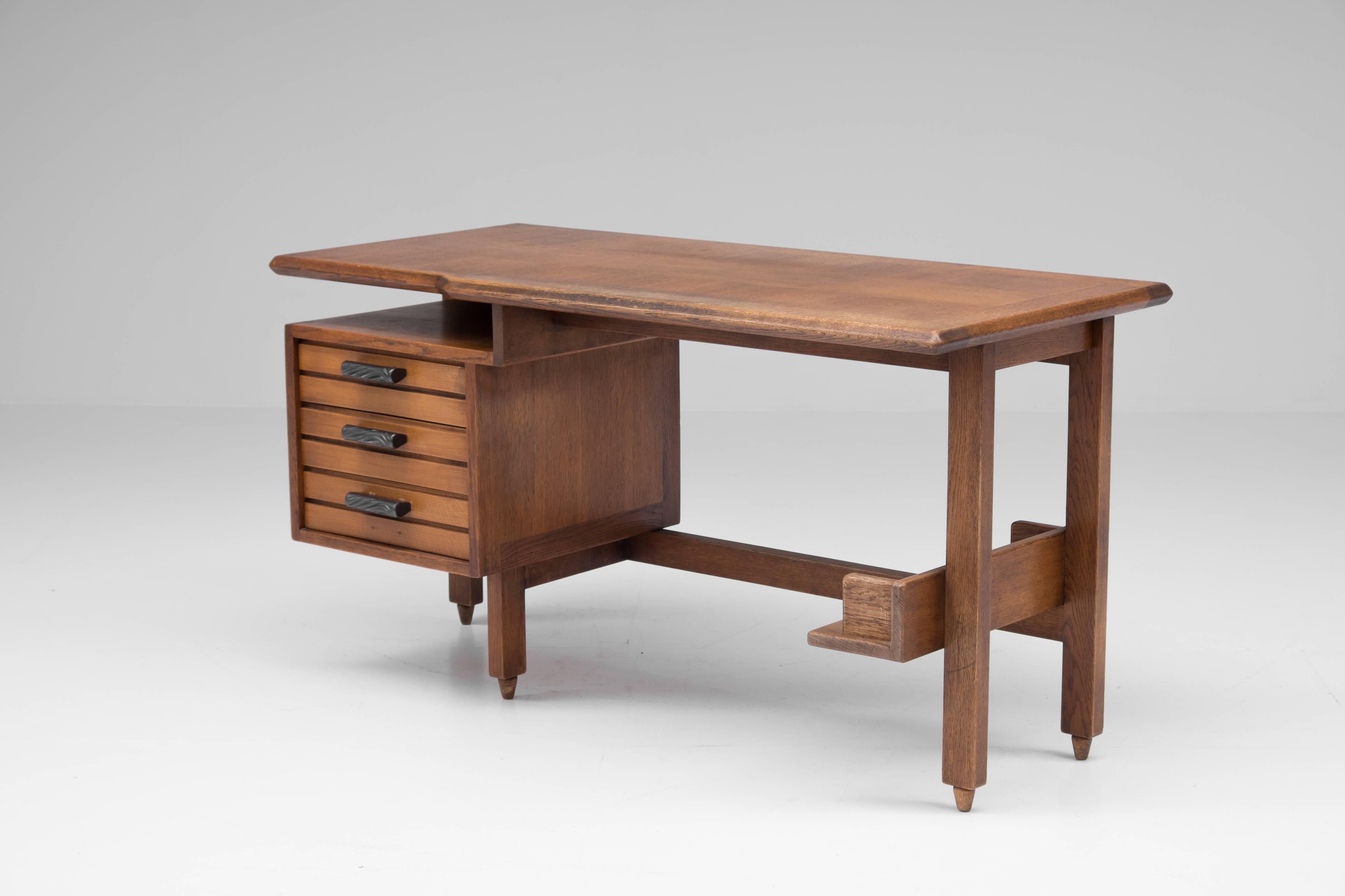 Mid-Century Modern Guillerme et Chambron Desk in Oak with Ceramic Drawer Pulls, French, 1960s