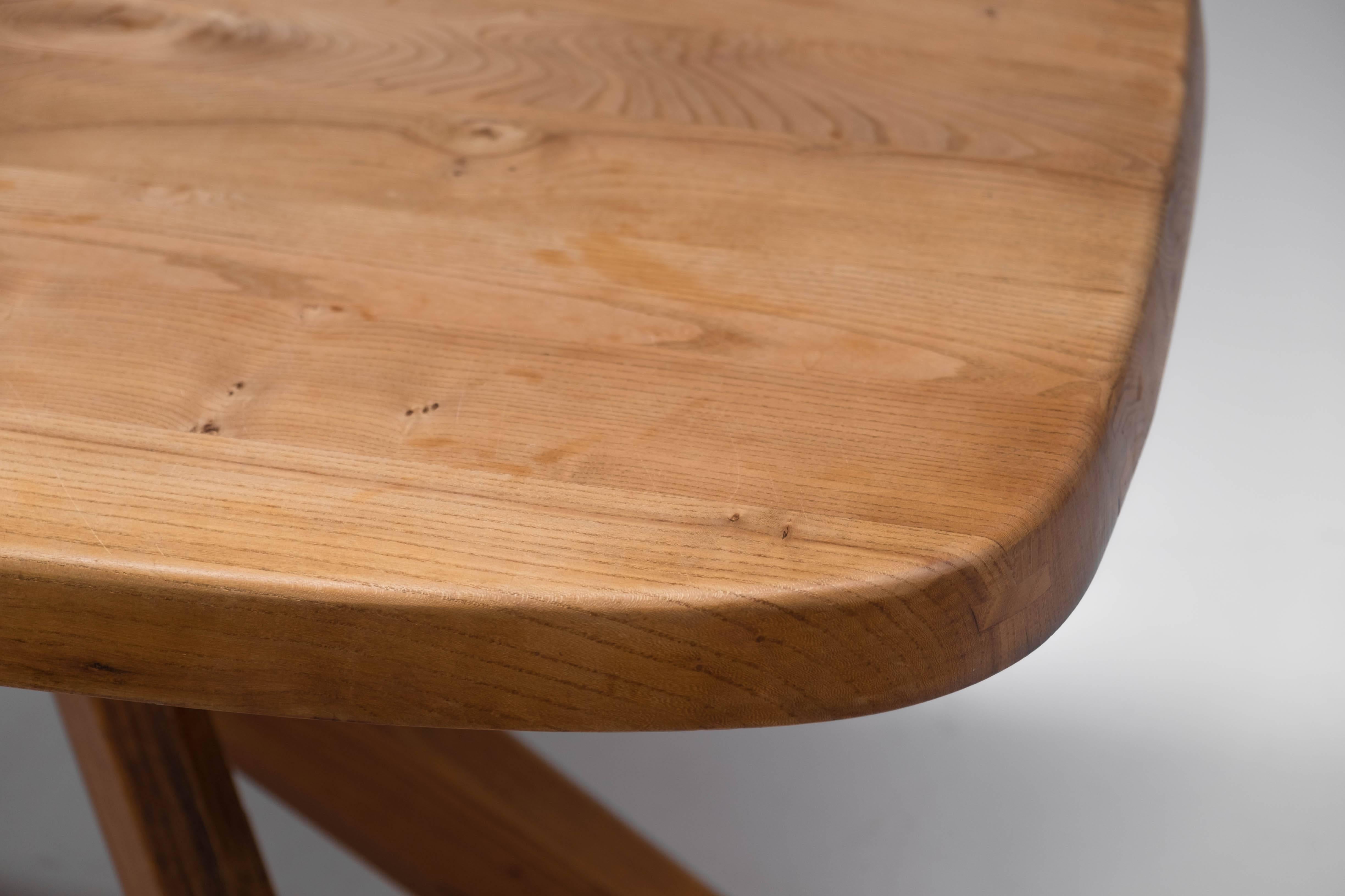 T35-A Table in Elm by Pierre Chapo for Seltz, French 1970s In Good Condition For Sale In Bruges, West-Flanders
