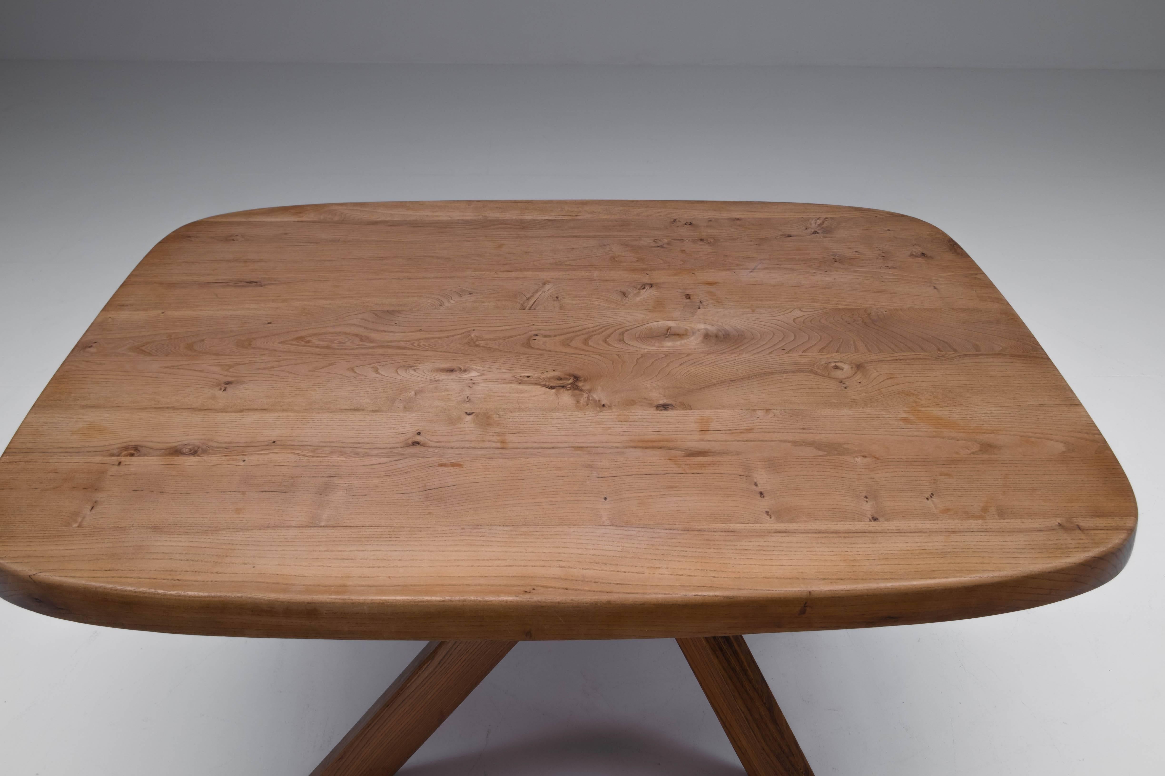 T35-A Table in Elm by Pierre Chapo for Seltz, French 1970s For Sale 2