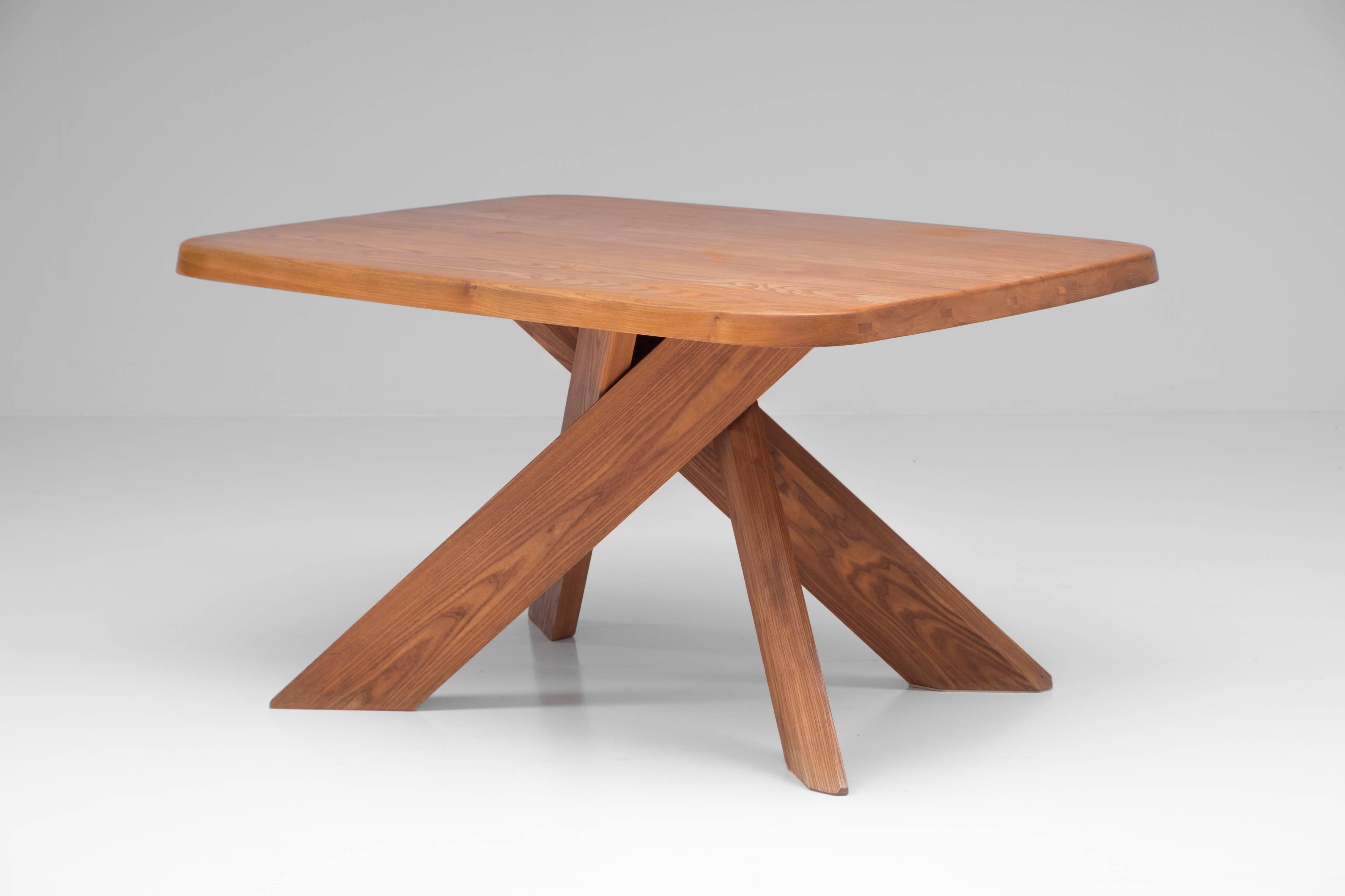 T 35-B dining table by Pierre Chapo for Seltz, in solid French elm, early 1970s.
