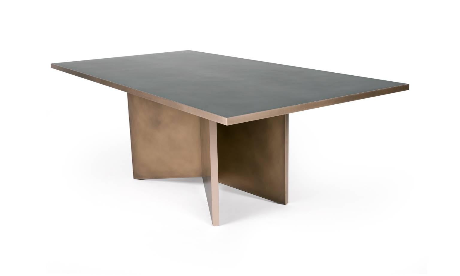 Moderne Table de salle à manger Vega, métal et dimensions personnalisables en vente