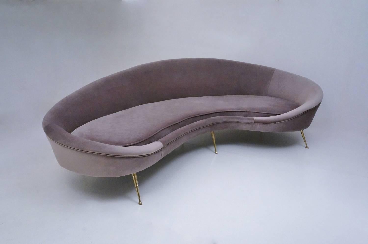 Ico Parisi sofa 1950s style in new velvet upholstery, Italian.

In new 'Greige' colour velvet upholstery with solid handmade brass legs, Italian. Made exclusively for Roomscape`s Contemporary Collection.

Ico Parisi`s 'Comma' sofa is the 20th