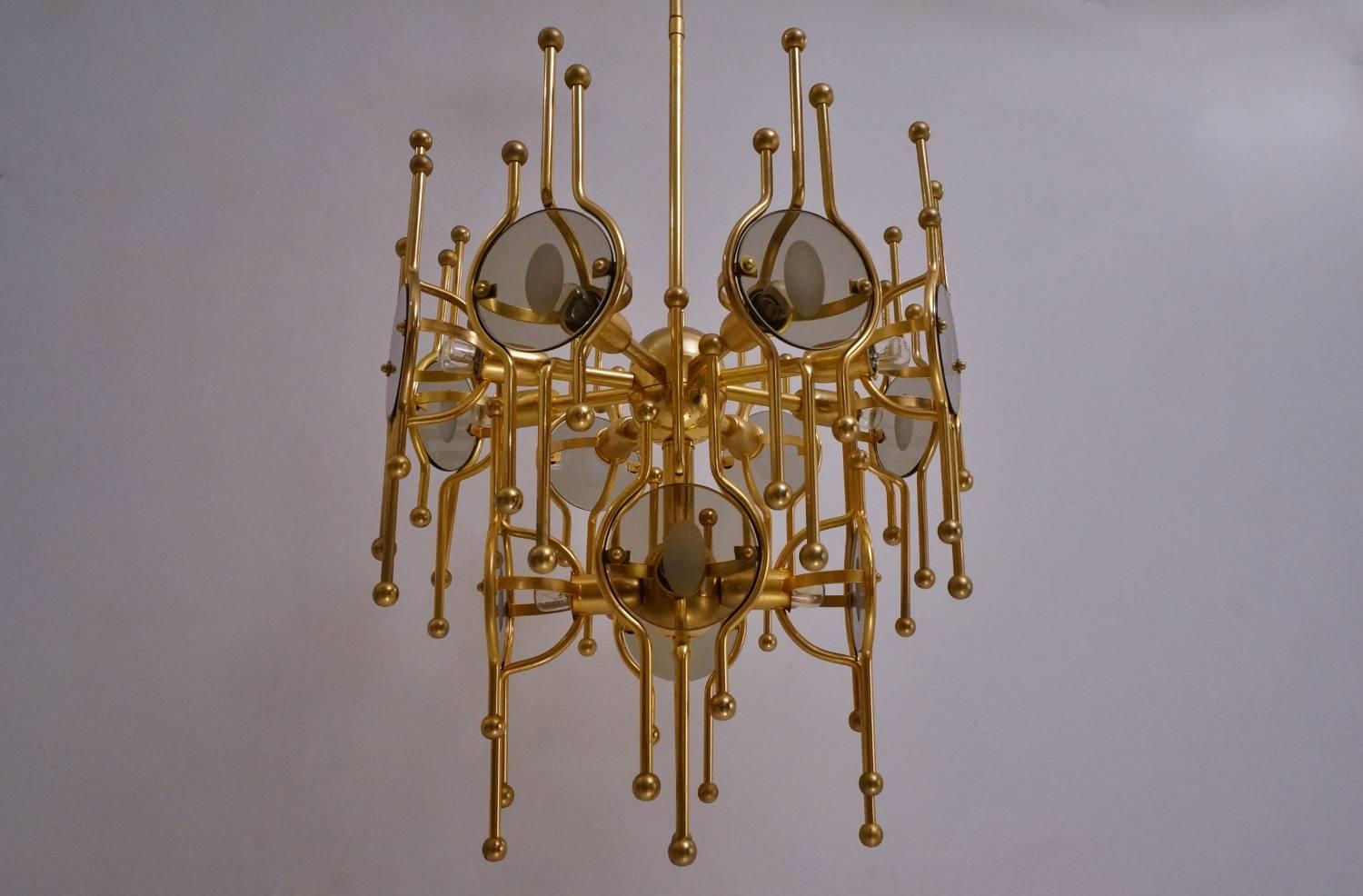 Sciolari Chandelier Twelve Lights, Gold Gilt and Glass, 1970s, Italian In Good Condition In London, GB