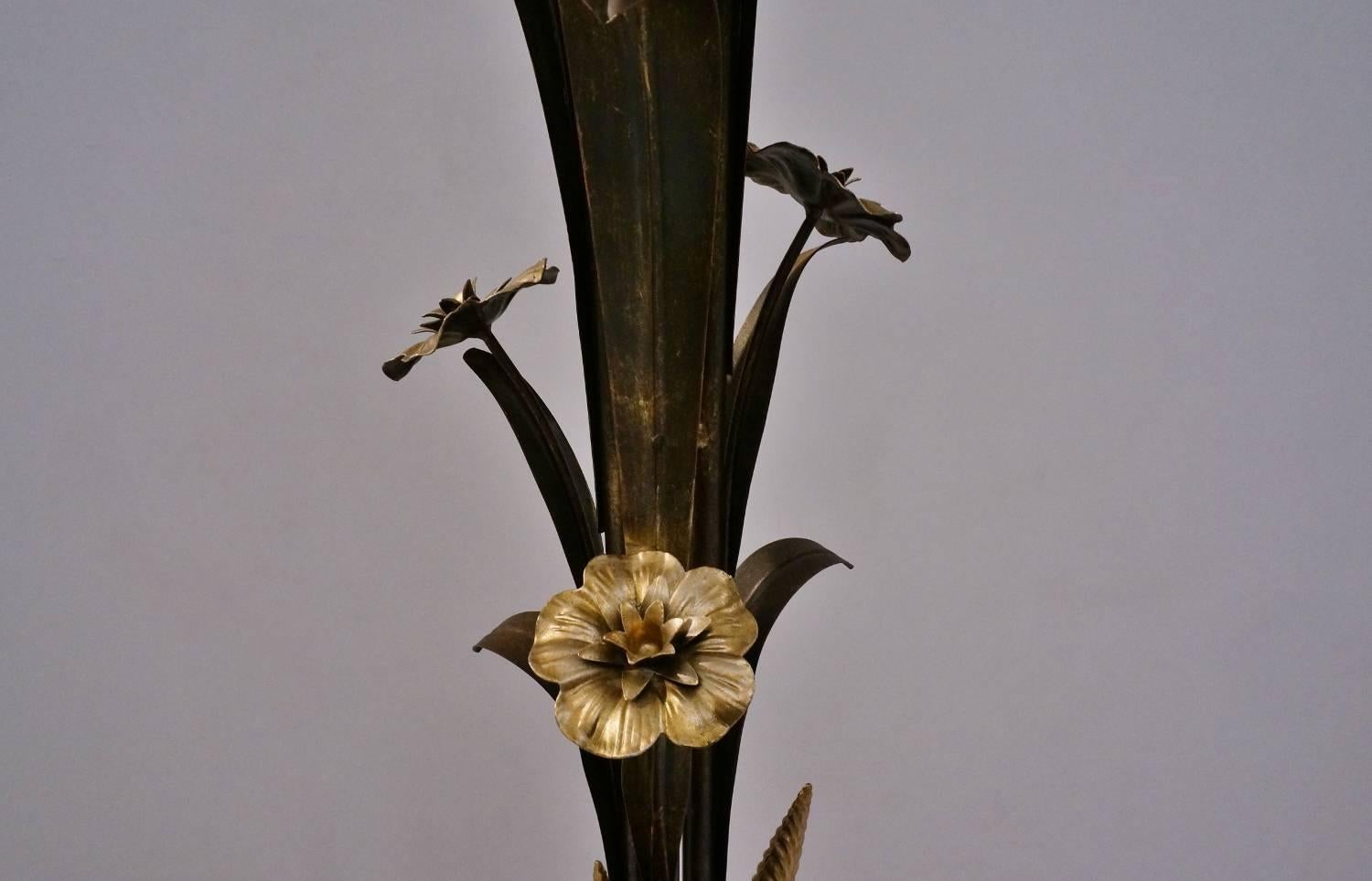 Italian Tole Floor Lamp, Gilt Metal by 'LS Italy', 1970s, Italian In Excellent Condition In London, GB