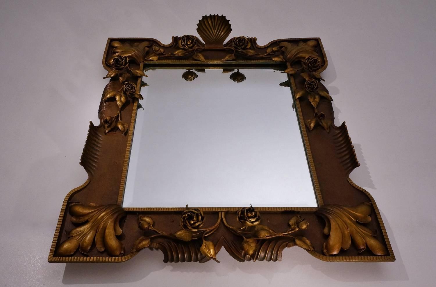 Italian Floral Gilded Tole Mirror, Neoclassical, circa 1940s In Excellent Condition In London, GB