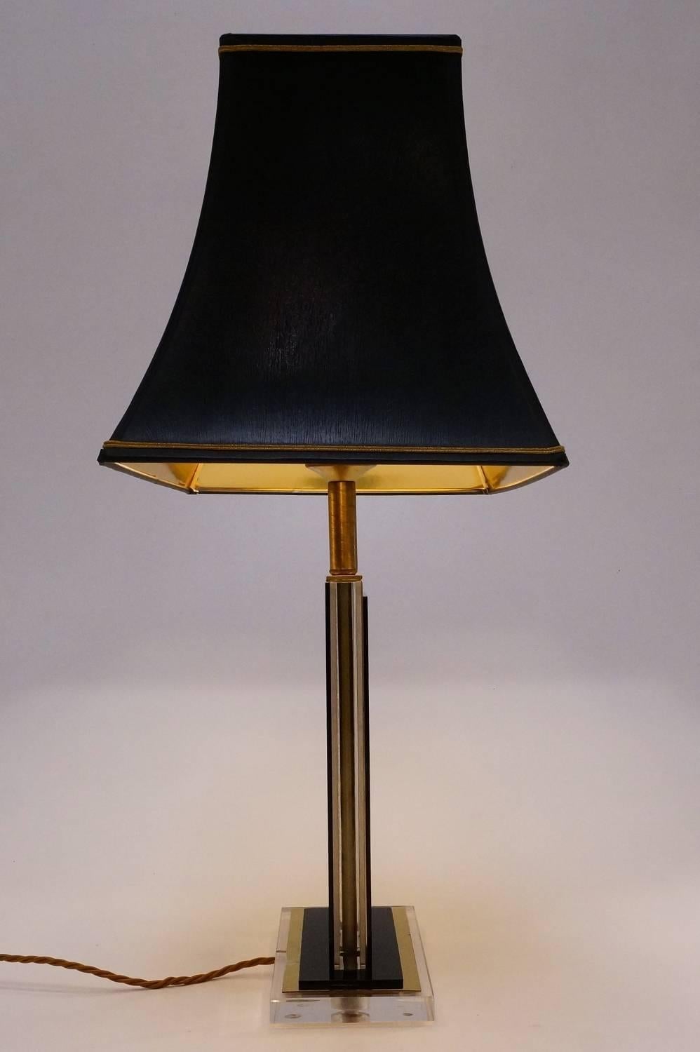 Romeo Rega Lucite and Brass Table Lamp, circa 1970s, Italian 1