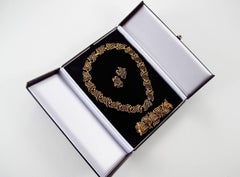 Trifari Vintage 'Golden Laurel' Gold Tone Necklace, Bracelet and Earrings