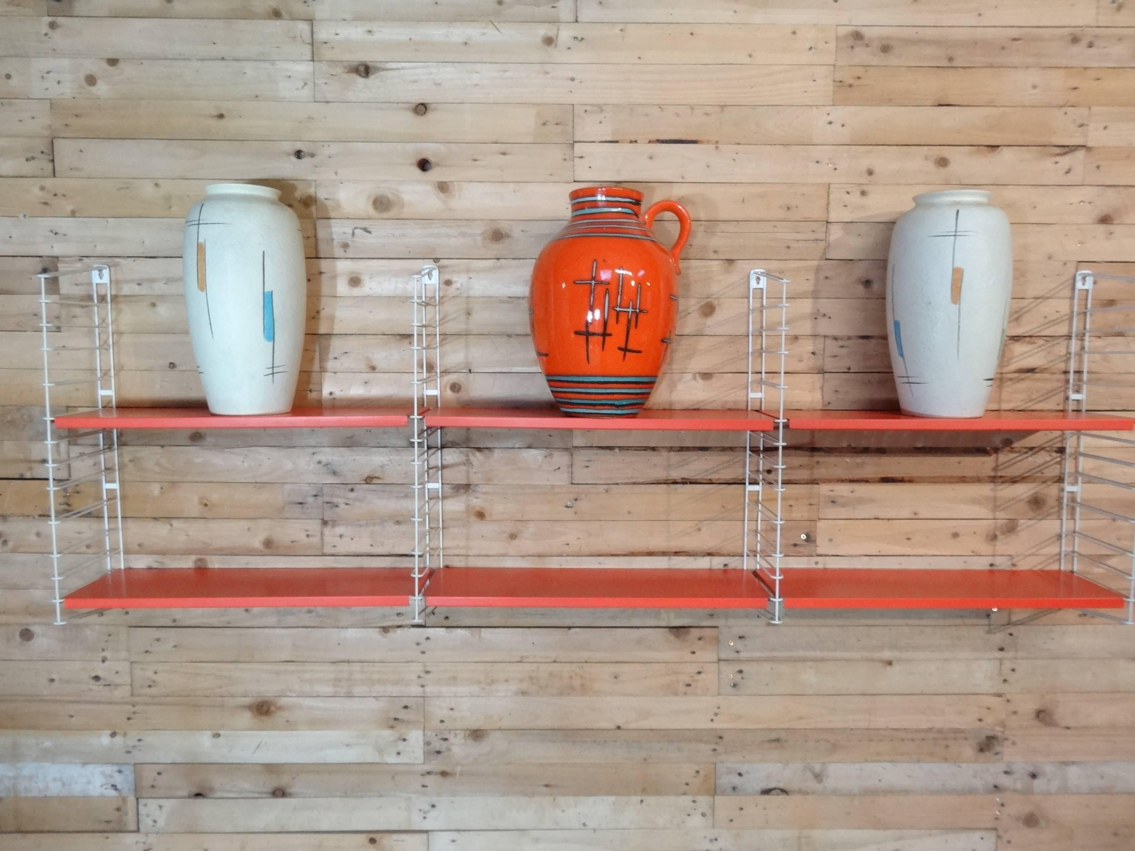 1960s Rare White Laddes Orange Modular Tomado Wall Unit Designed by A. Dekker In Good Condition In Markington, GB