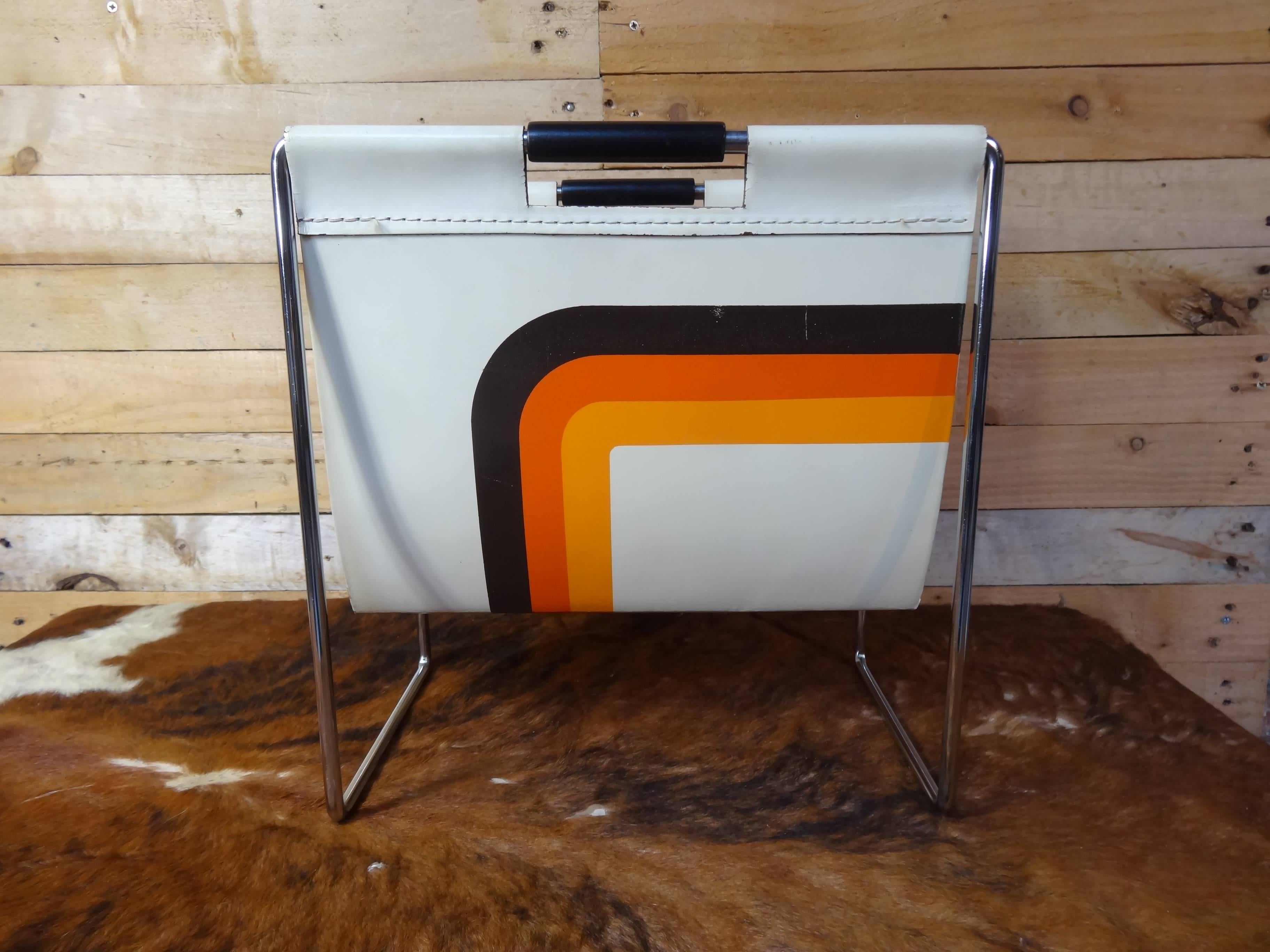 Leather and Chrome Magazine Rack by Brabantia Holland In Excellent Condition In Markington, GB