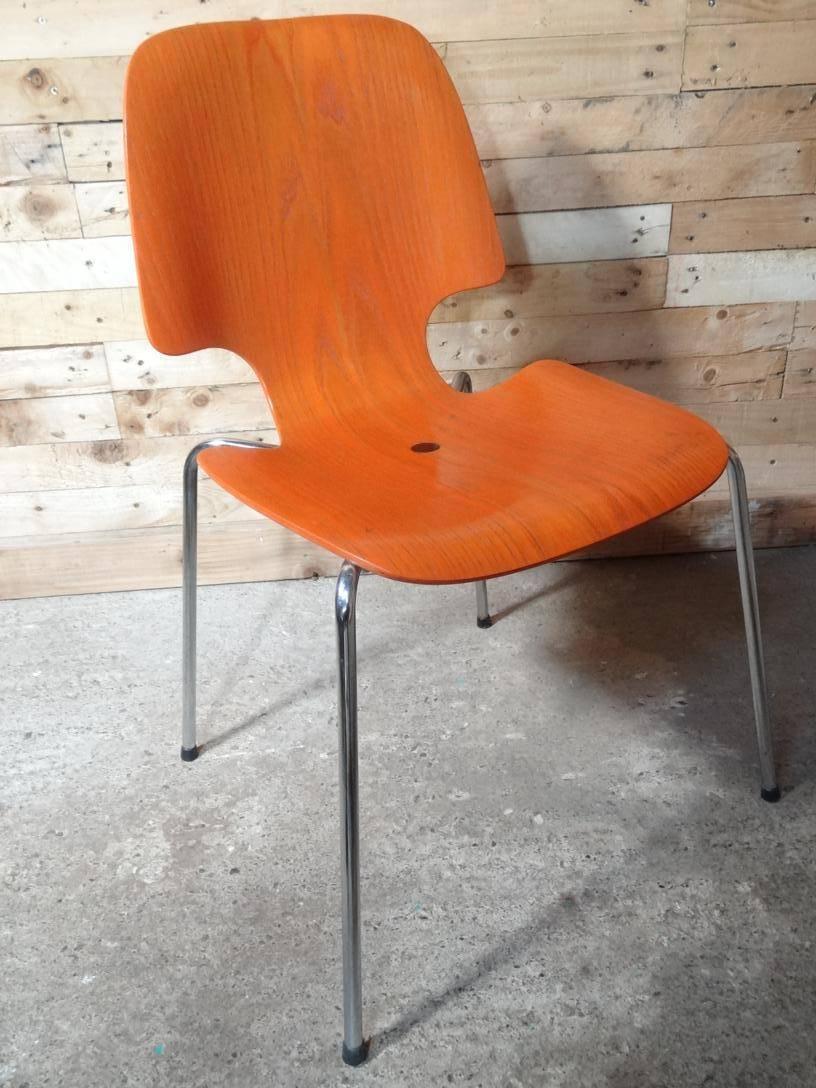 Mid-Century Modern 1960 Vintage Arne Jacobsen Style Metal Tube Bent Wooden Dining Chairs